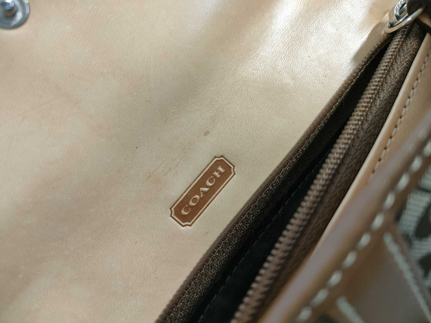 COACH Mini Signature Long Wallet