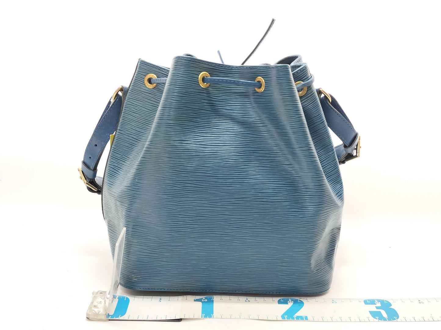 LOUIS VUITTON AR 0975 Epi Petit Noe Blue Shoulder Bag