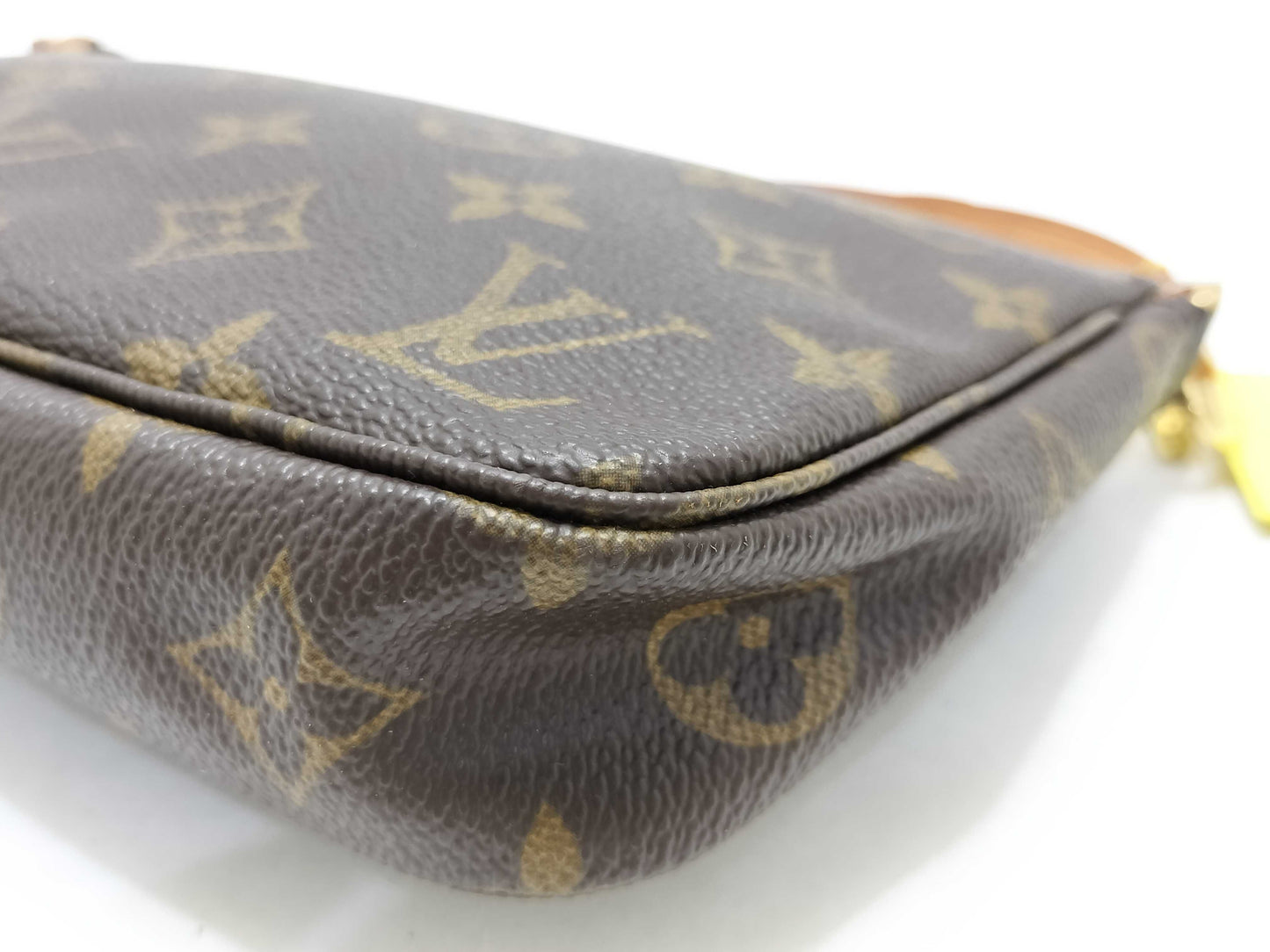 LOUIS VUITTON VI 1000 Monogram M40712 Pochette Accessoires Pouch