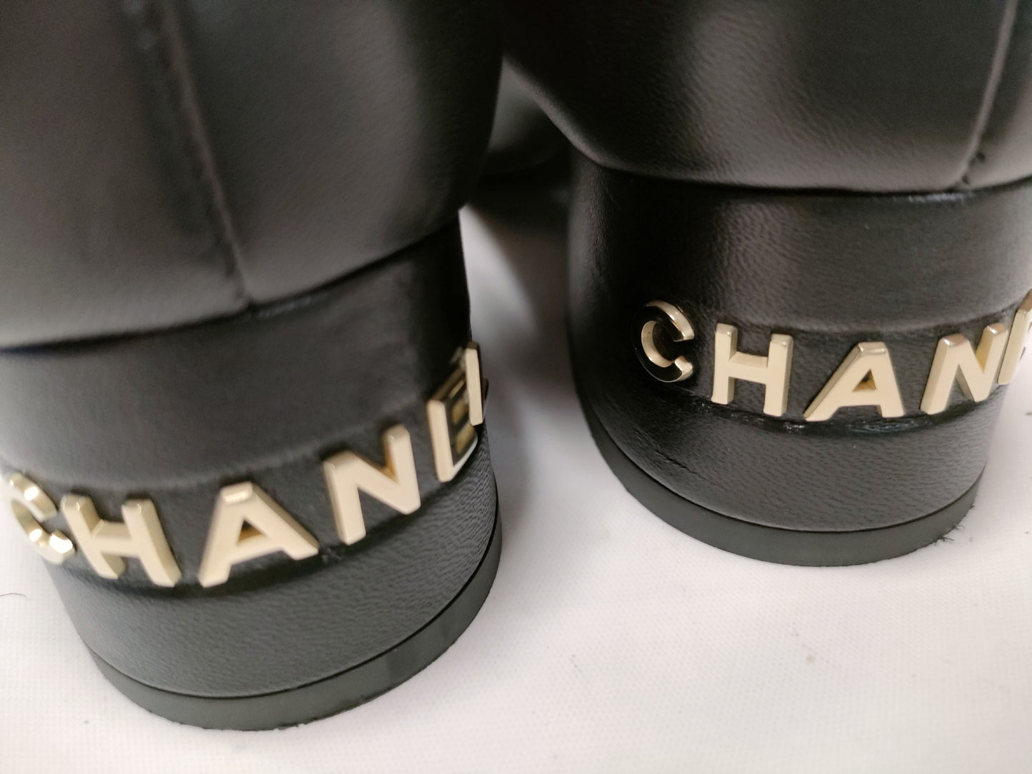 CHANEL Flat Shoes Patent Leather Pumps