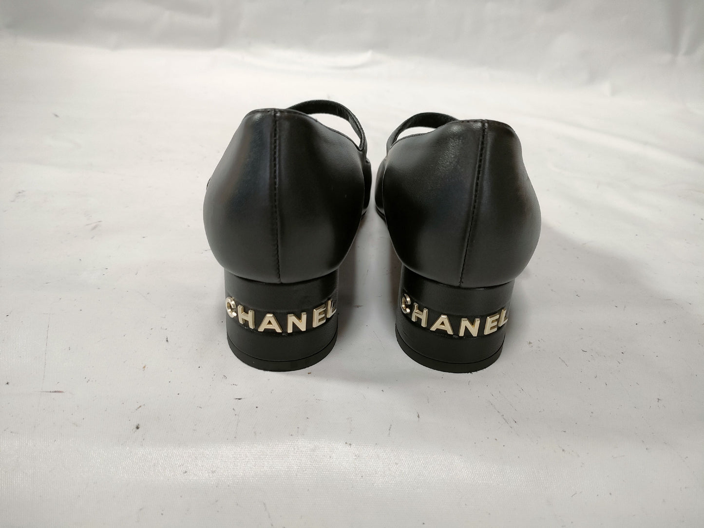 CHANEL Flat Shoes Patent Leather Pumps