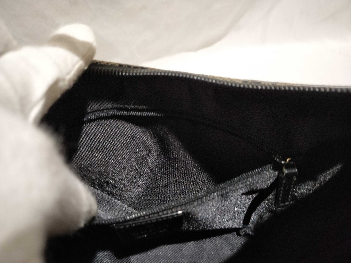 GUCCI GG Canvas One-Shoulder Bag 001・4158・3444 Gray/Black Shoulder Bag