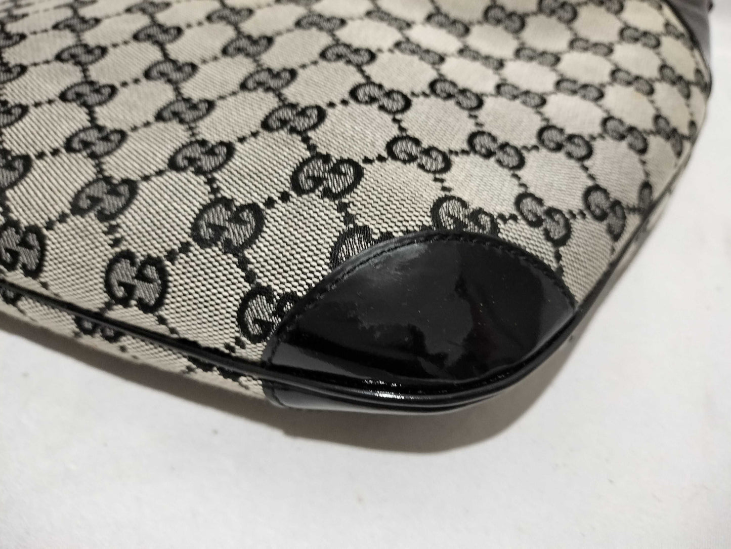 GUCCI GG Canvas One-Shoulder Bag 001・4158・3444 Gray/Black Shoulder Bag