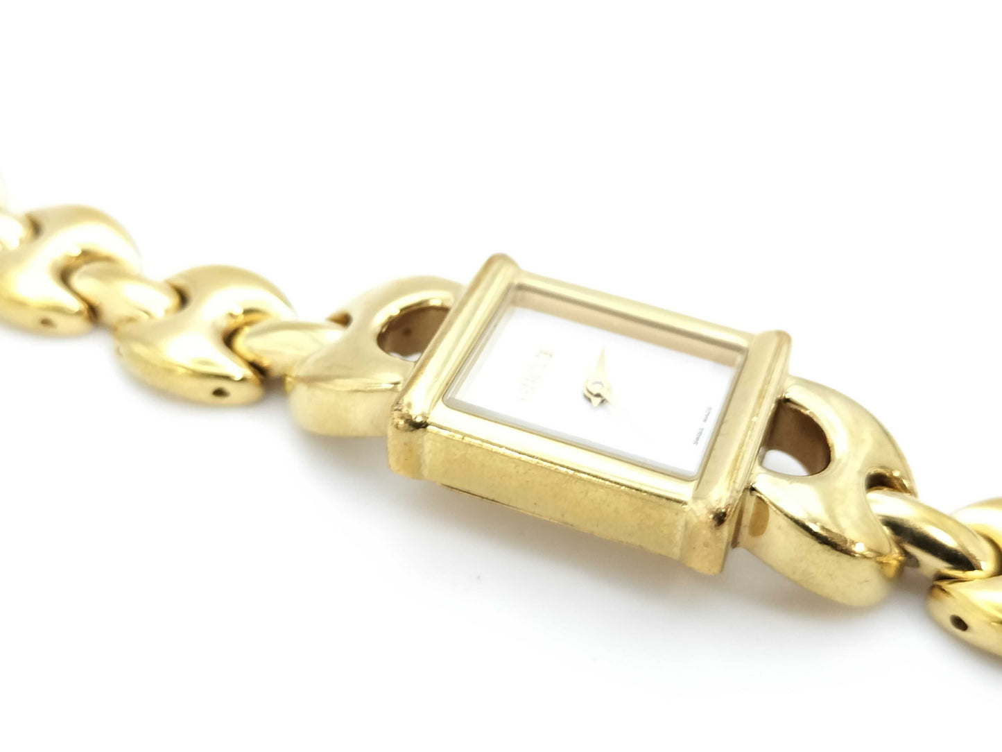 GUCCI 1800L Women's Watch