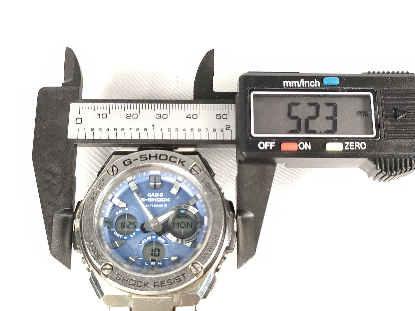 CASIO GST-W1100 Men's Watch