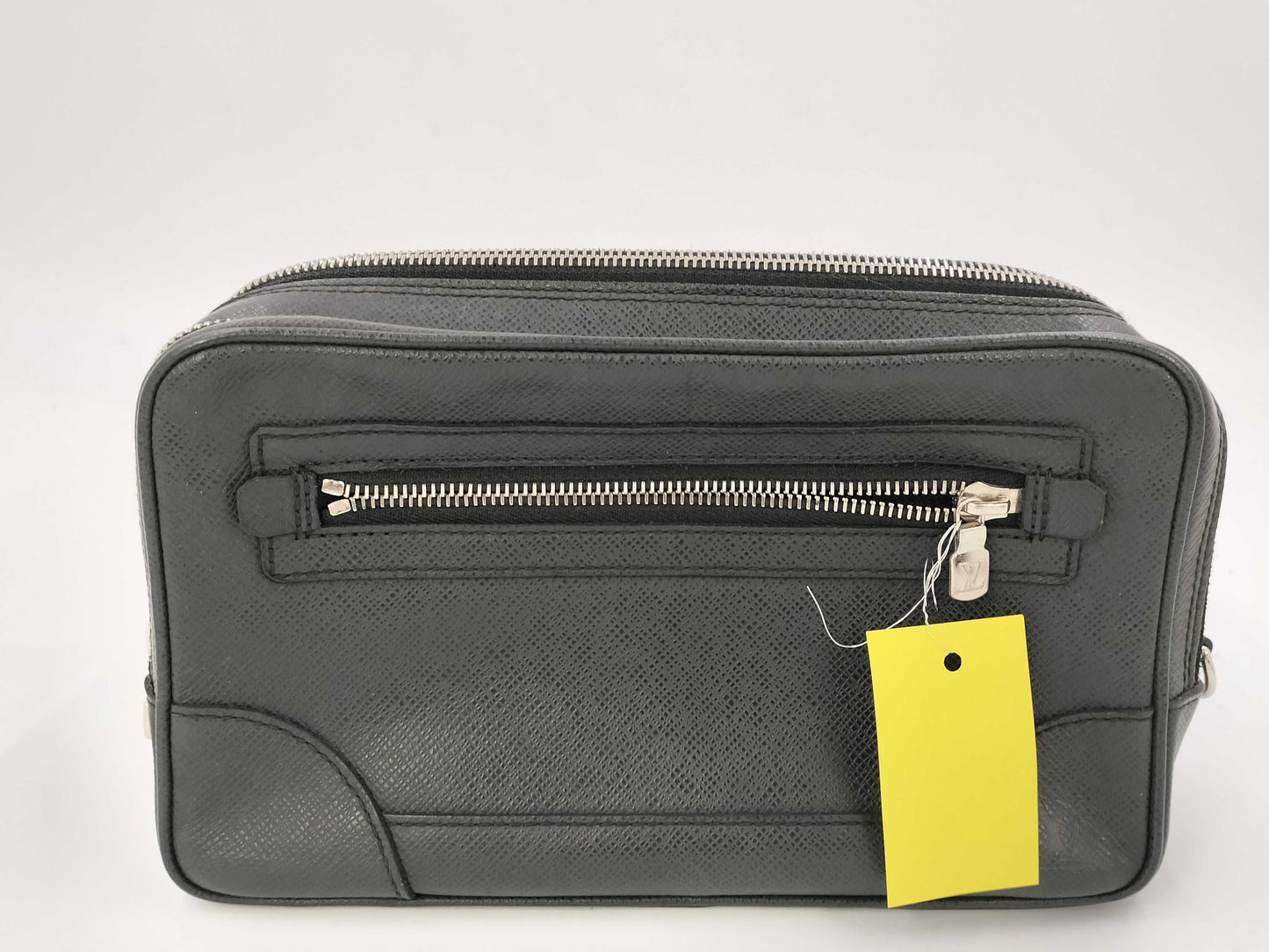 LOUIS VUITTON Taiga M32684 Neo Pavel Second Bag