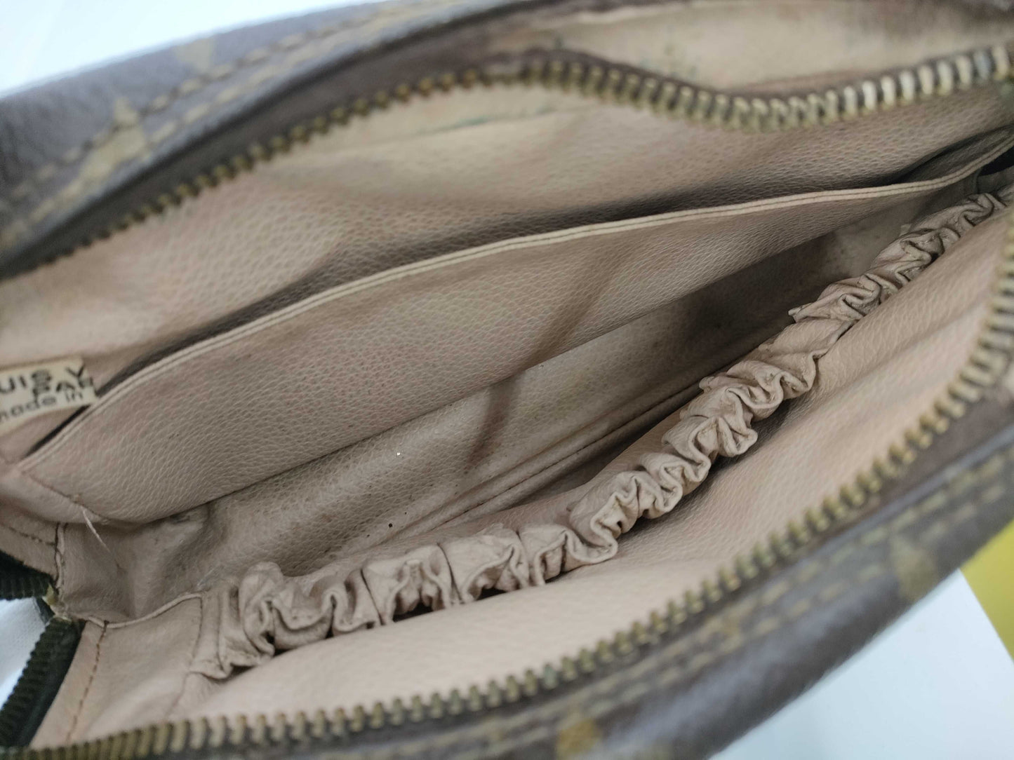 LOUIS VUITTON True Toilet Second Bag
