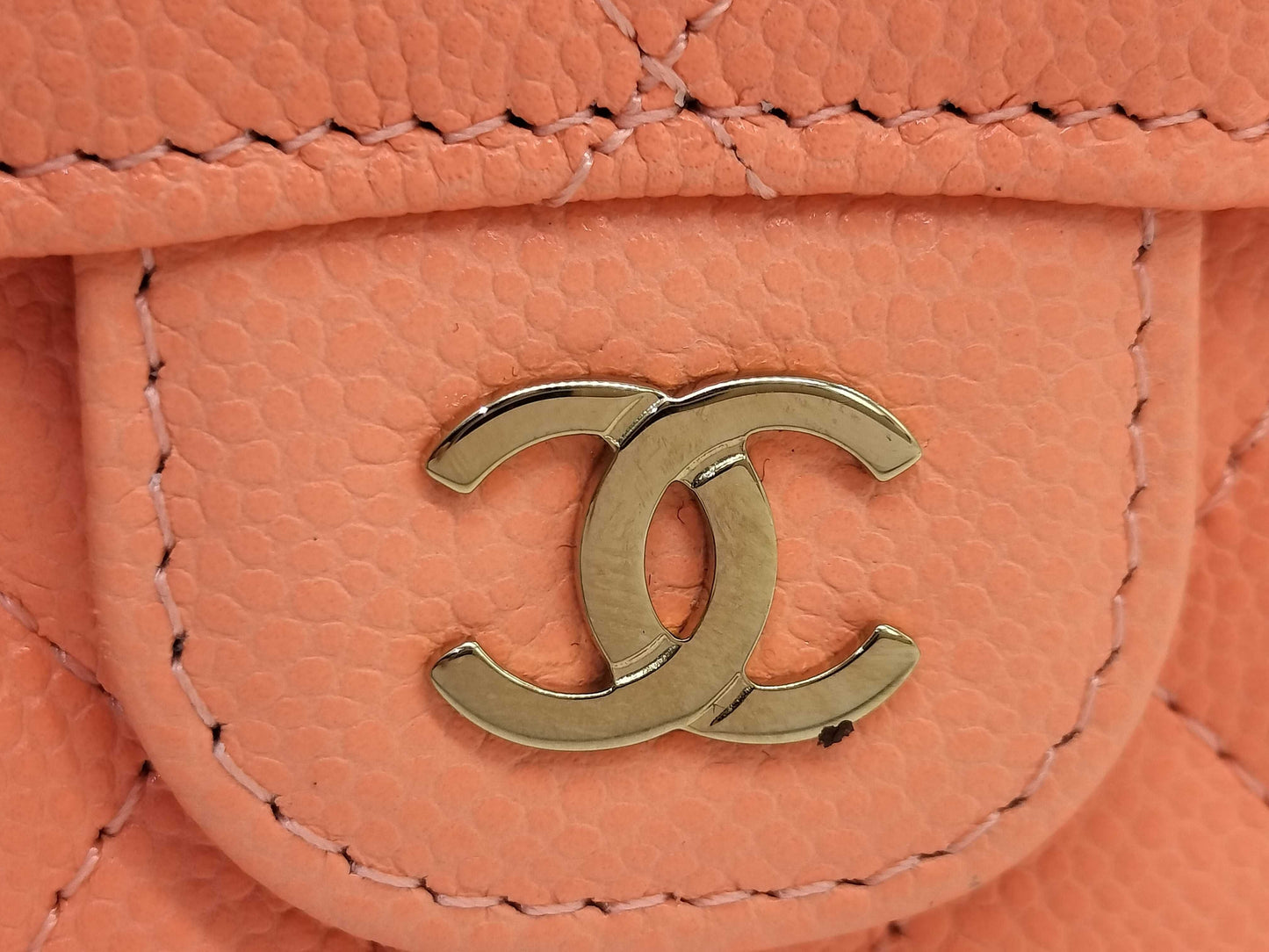 CHANEL Random Number Caviar Leather Matelasse Bi-fold Wallet Pink