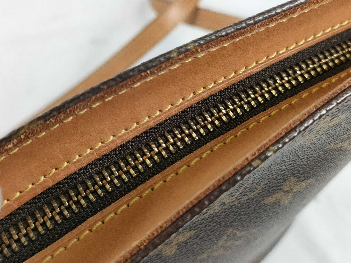 LOUIS VUITTON RFID Unverifiable VI 0020 Monogram M51290 Drouot Shoulder Bag