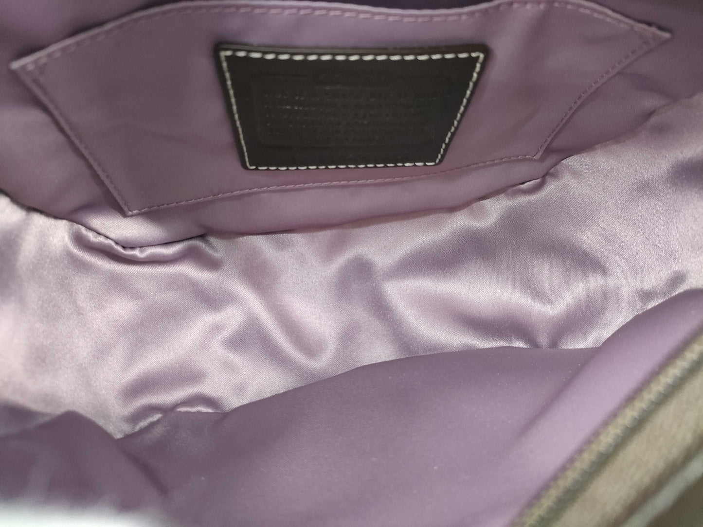COACH Signature One-Shoulder Bag Shoulder Bag