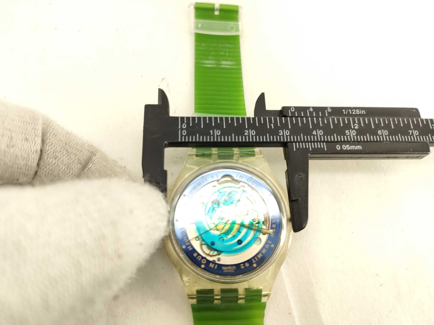 Swatch IN OUR HANDS EARTH SUMMIT Men's Watch