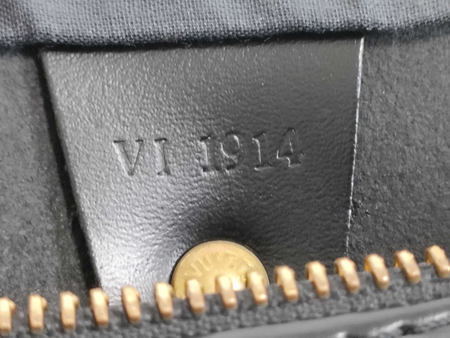 LOUIS VUITTON VI 1914 Epi Leather M42992 Speedy 35 Boston Bag