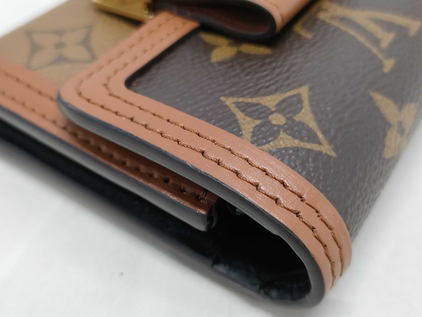 LOUIS VUITTON Monogram Reverse Portefeuille Dauphine Wallet