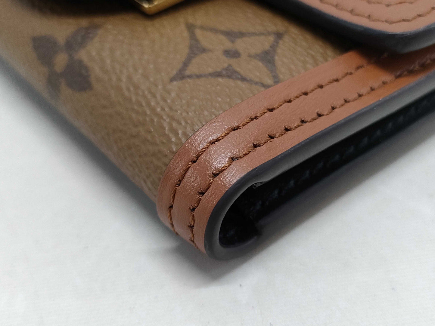 LOUIS VUITTON Monogram Reverse Portefeuille Dauphine Wallet