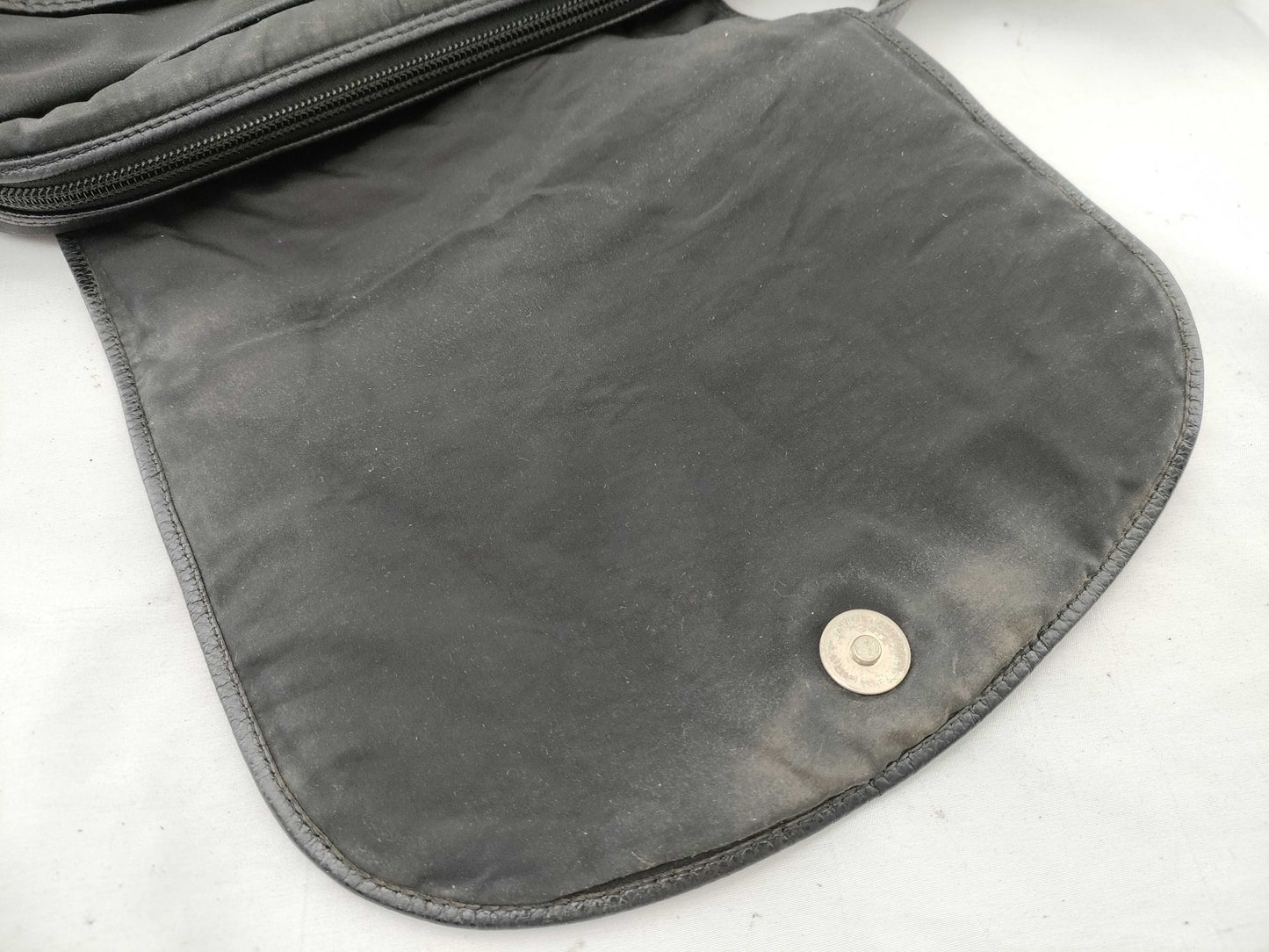 BOTTEGA VENETA, Valentino, and other shoulder bags