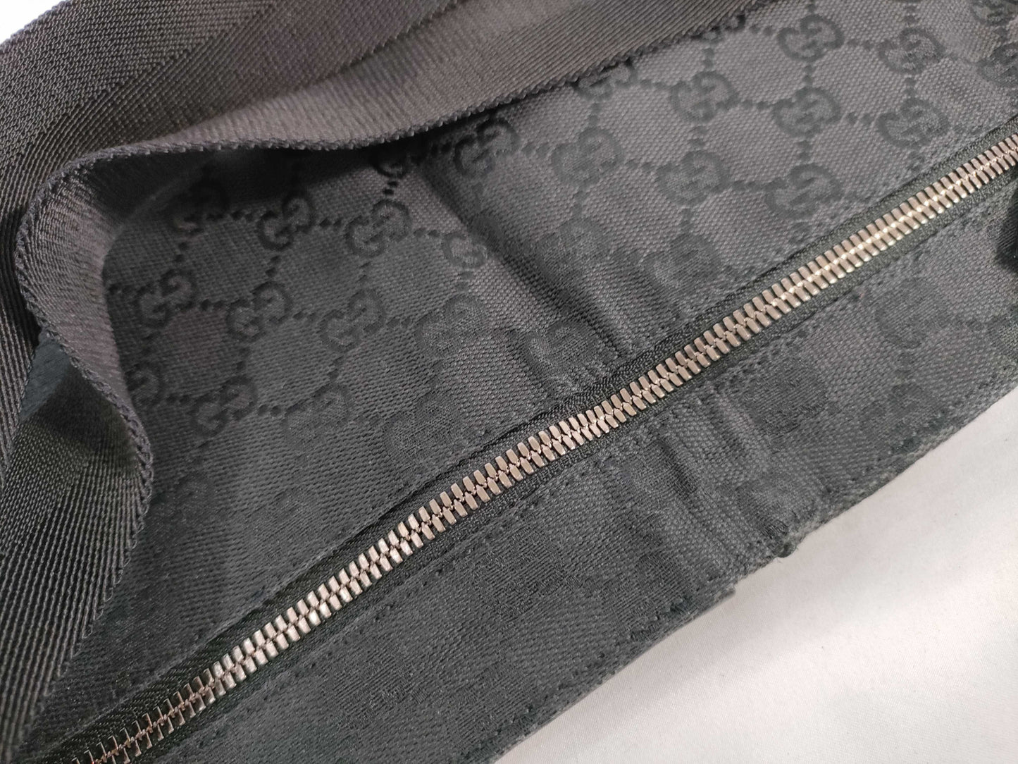 GUCCI GG Canvas Waist Pouch Body Bag 28566 Shoulder Bag