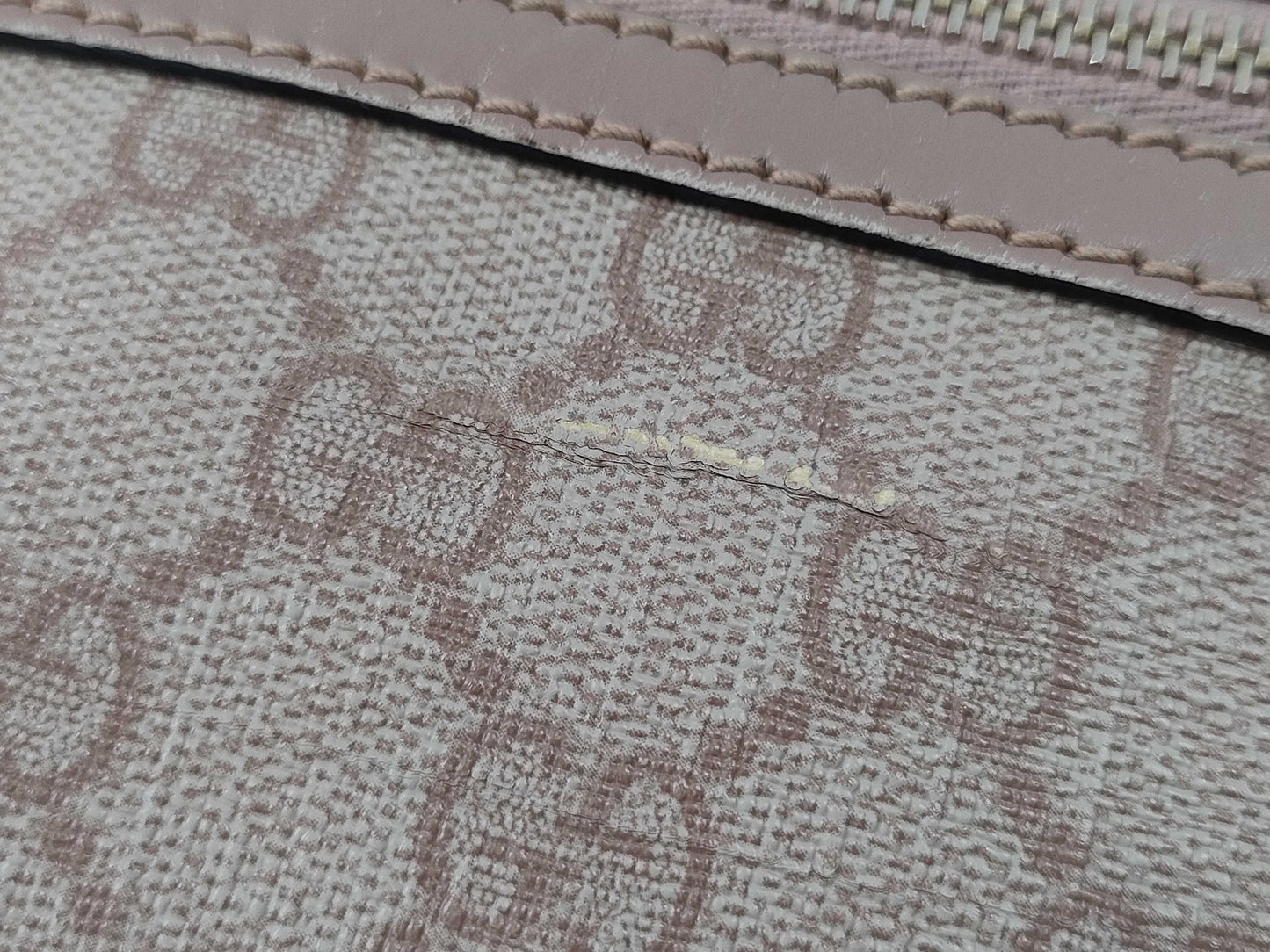 GUCCI GG Supreme 295257 498879 Shoulder Bag