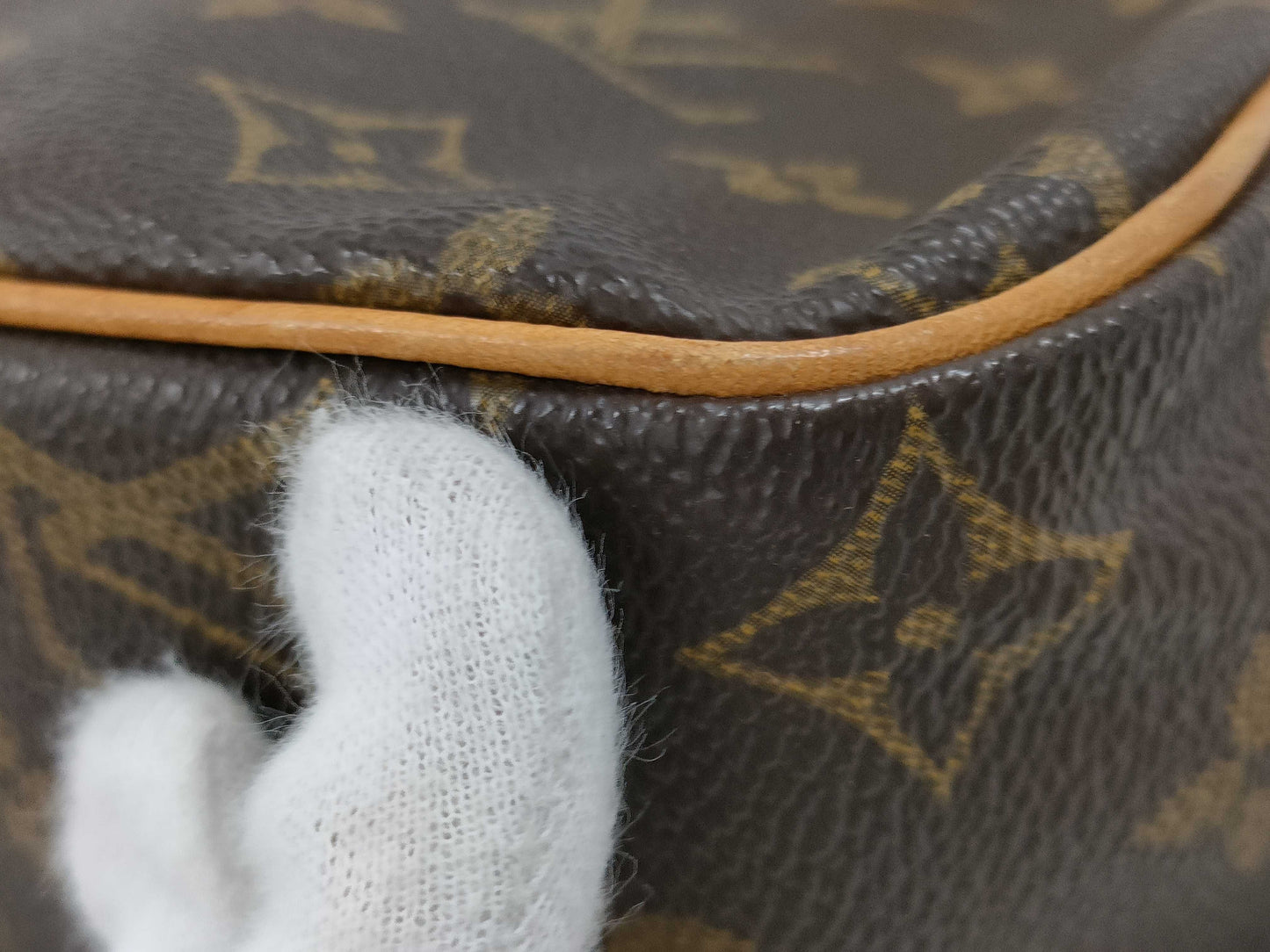 LOUIS VUITTON Monogram M51182 Cite MM Shoulder Bag