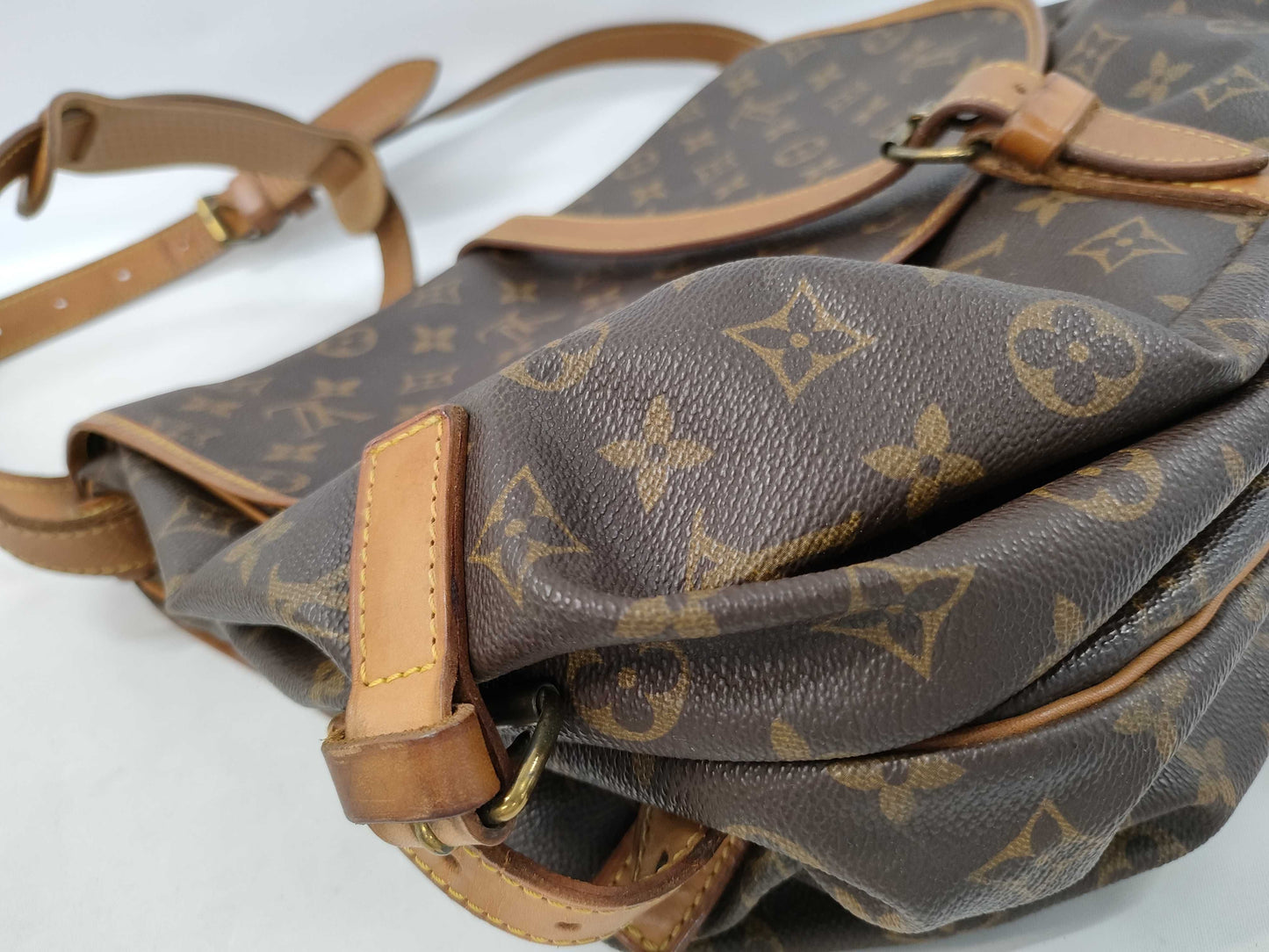 LOUIS VUITTON Monogram M42254 Saumur 35 Shoulder Bag