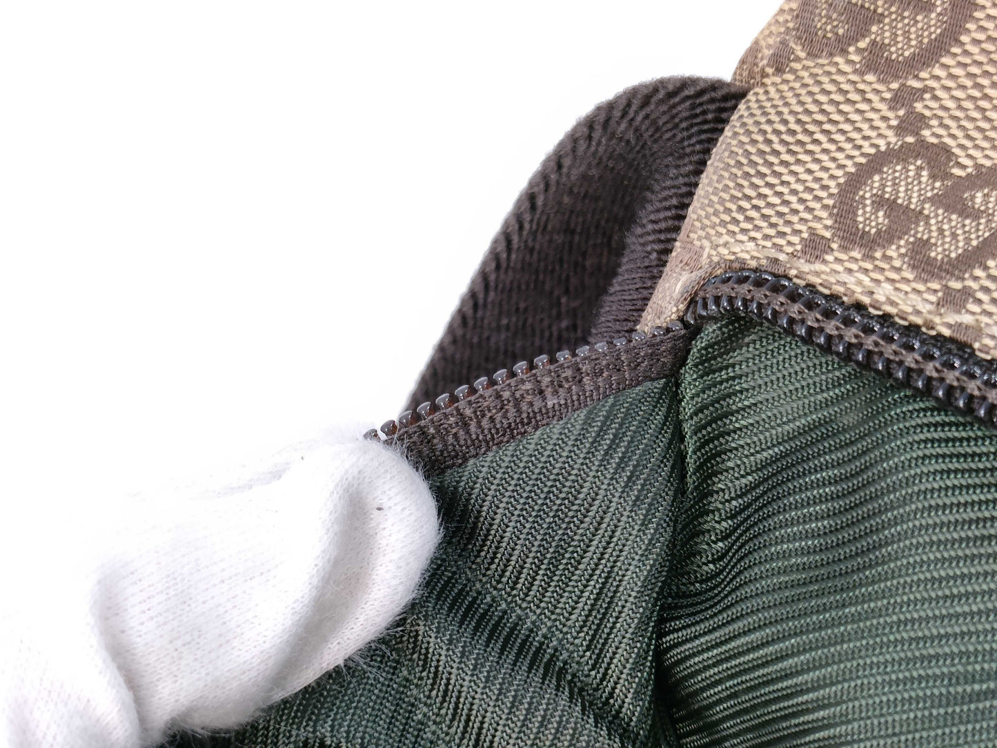 GUCCI GG canvas body bag/shoulder bag