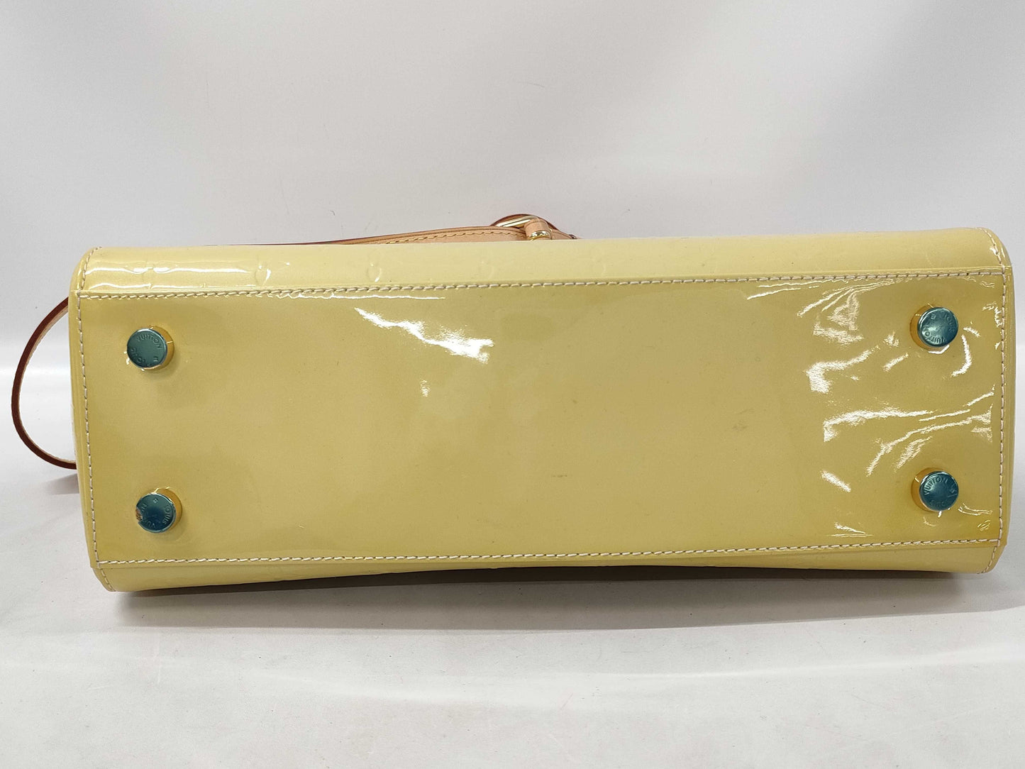 LOUIS VUITTON Vernis Blair MM Handbag