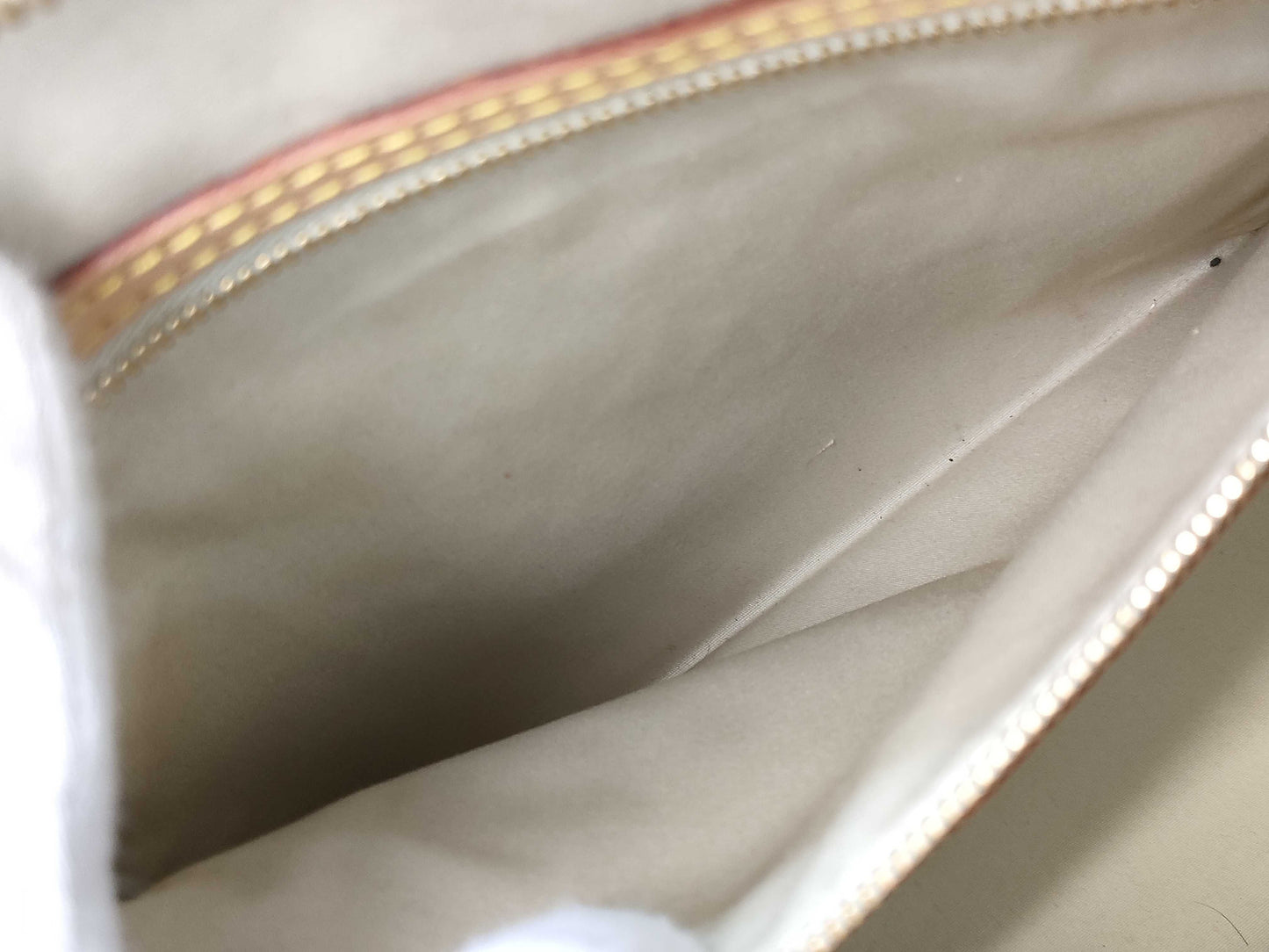 LOUIS VUITTON Vernis Blair MM Handbag