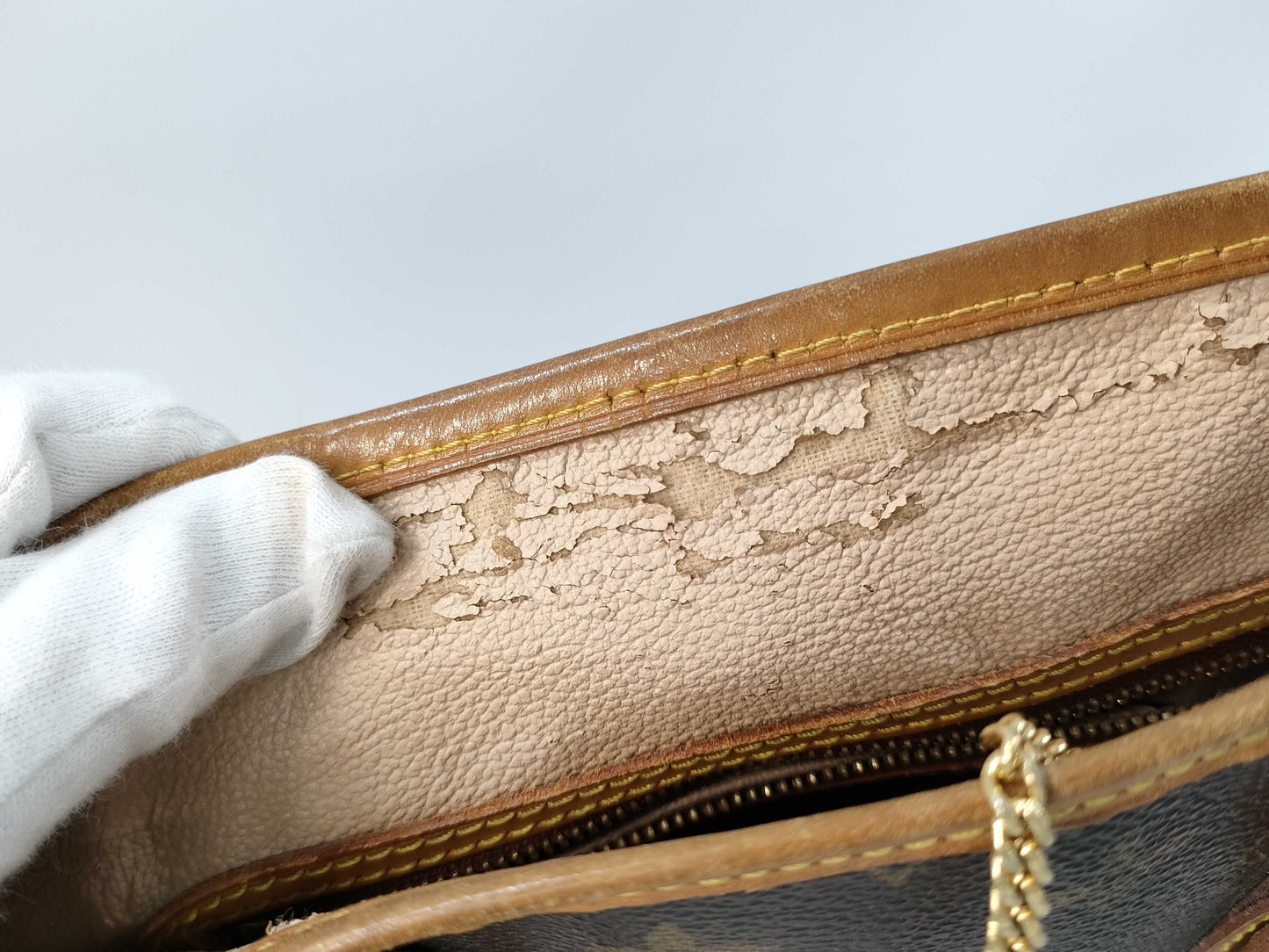 LOUIS VUITTON Monogram M42238 Petit Bucket Tote Bag