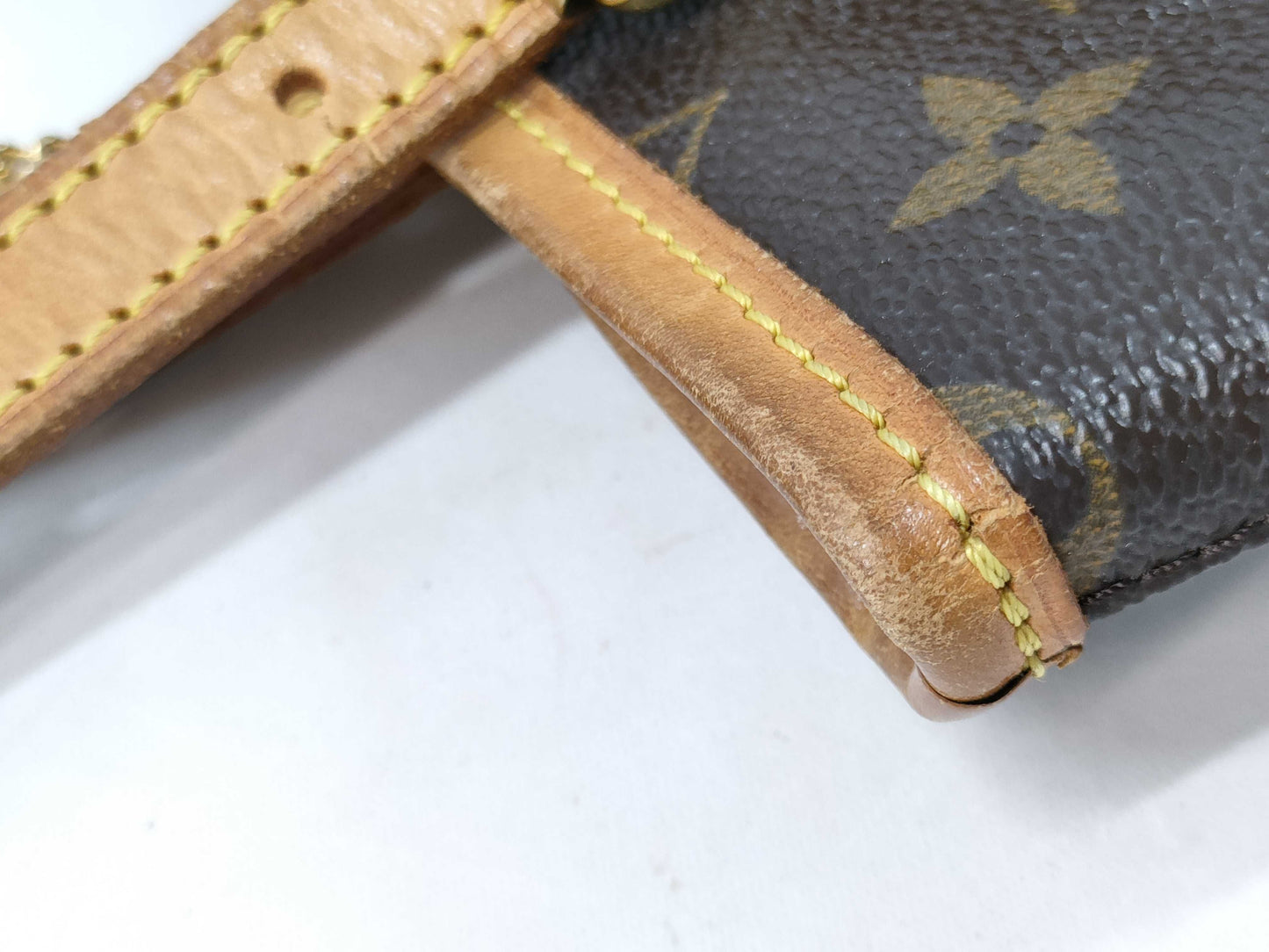 LOUIS VUITTON Monogram M42238 Petit Bucket Tote Bag