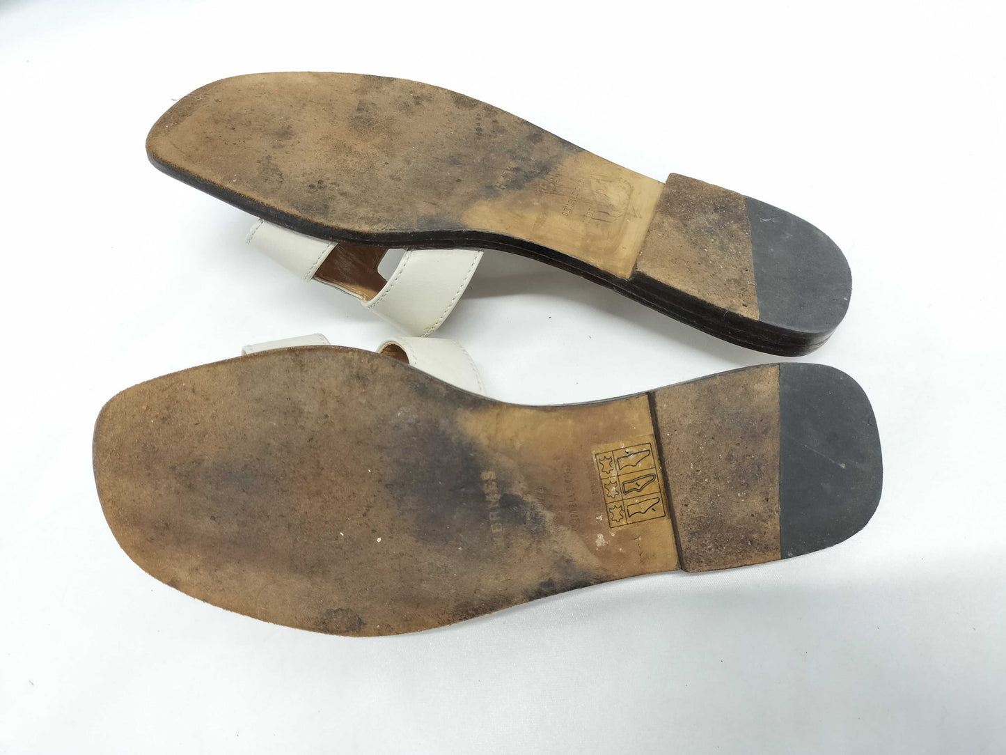 HERMES sandals