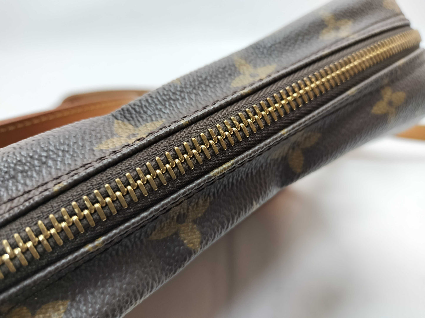LOUIS VUITTON No. 1900 Monogram M51274 Trocadero Shoulder Bag