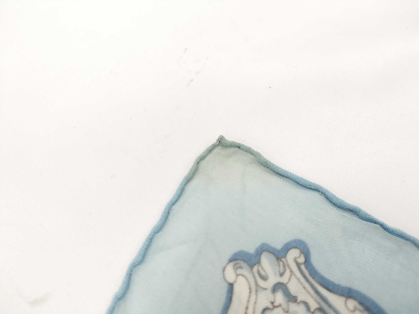 HERMES Carre 90 Scarf