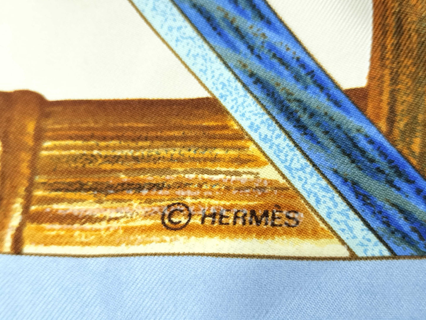 HERMES Carré 90 Key Pattern Scarf