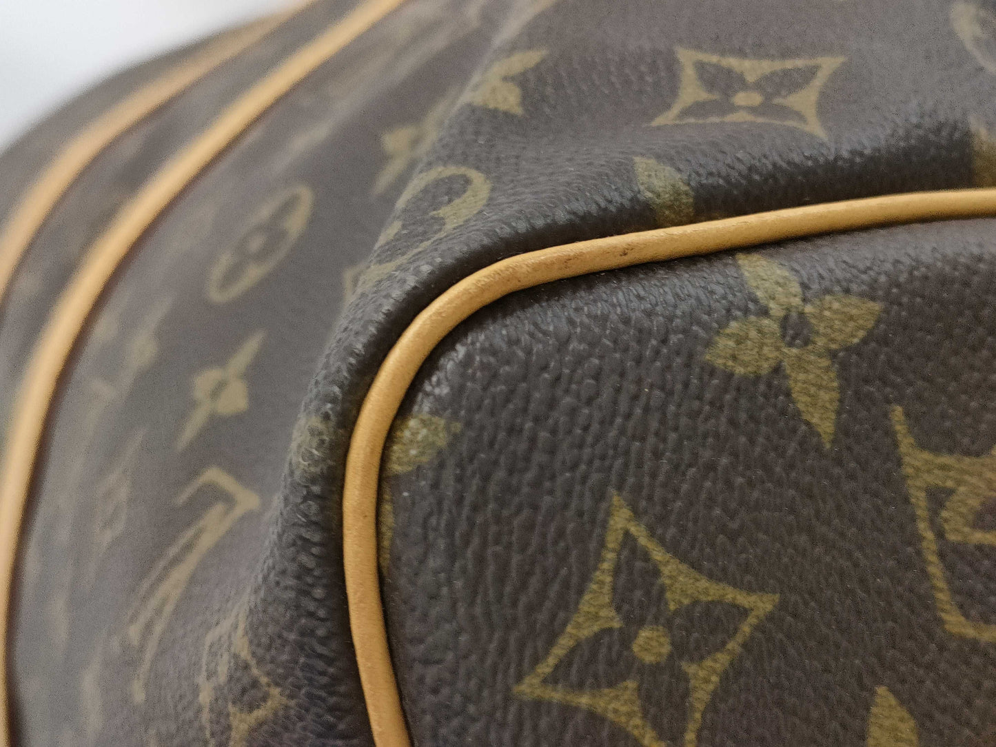 LOUIS VUITTON Monogram Keepall 50 Bandouliere Boston Bag