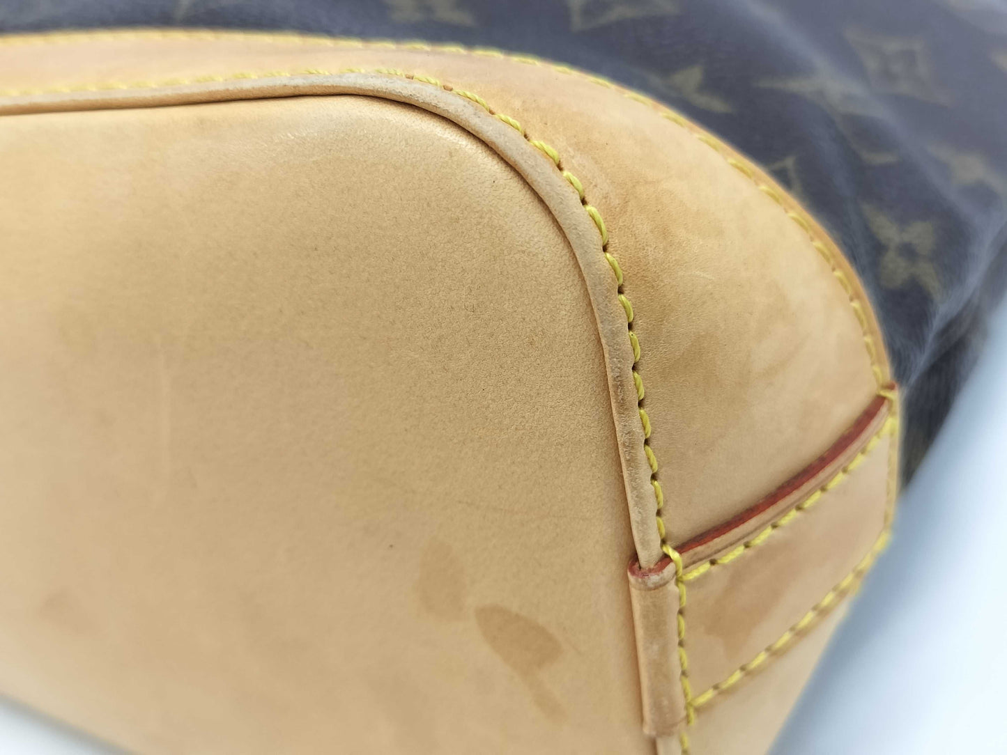 LOUIS VUITTON Monogram M40102 Lockit Handbag