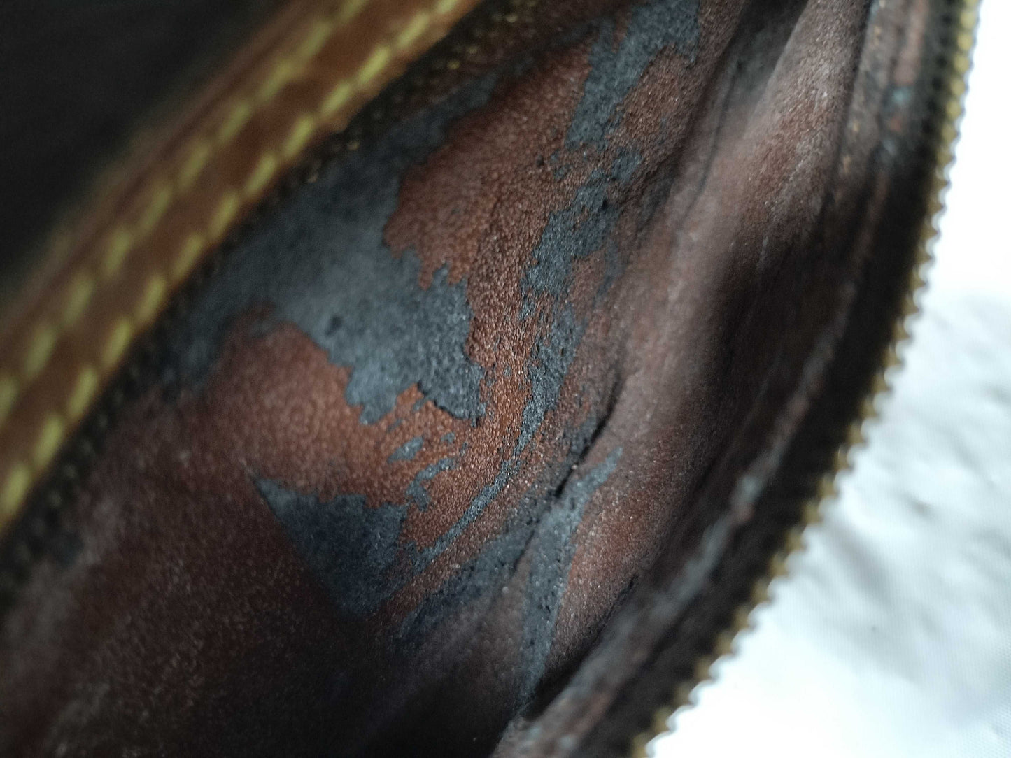 LOUIS VUITTON Unidentified Monogram M51825 Marly Dragonne Second Bag