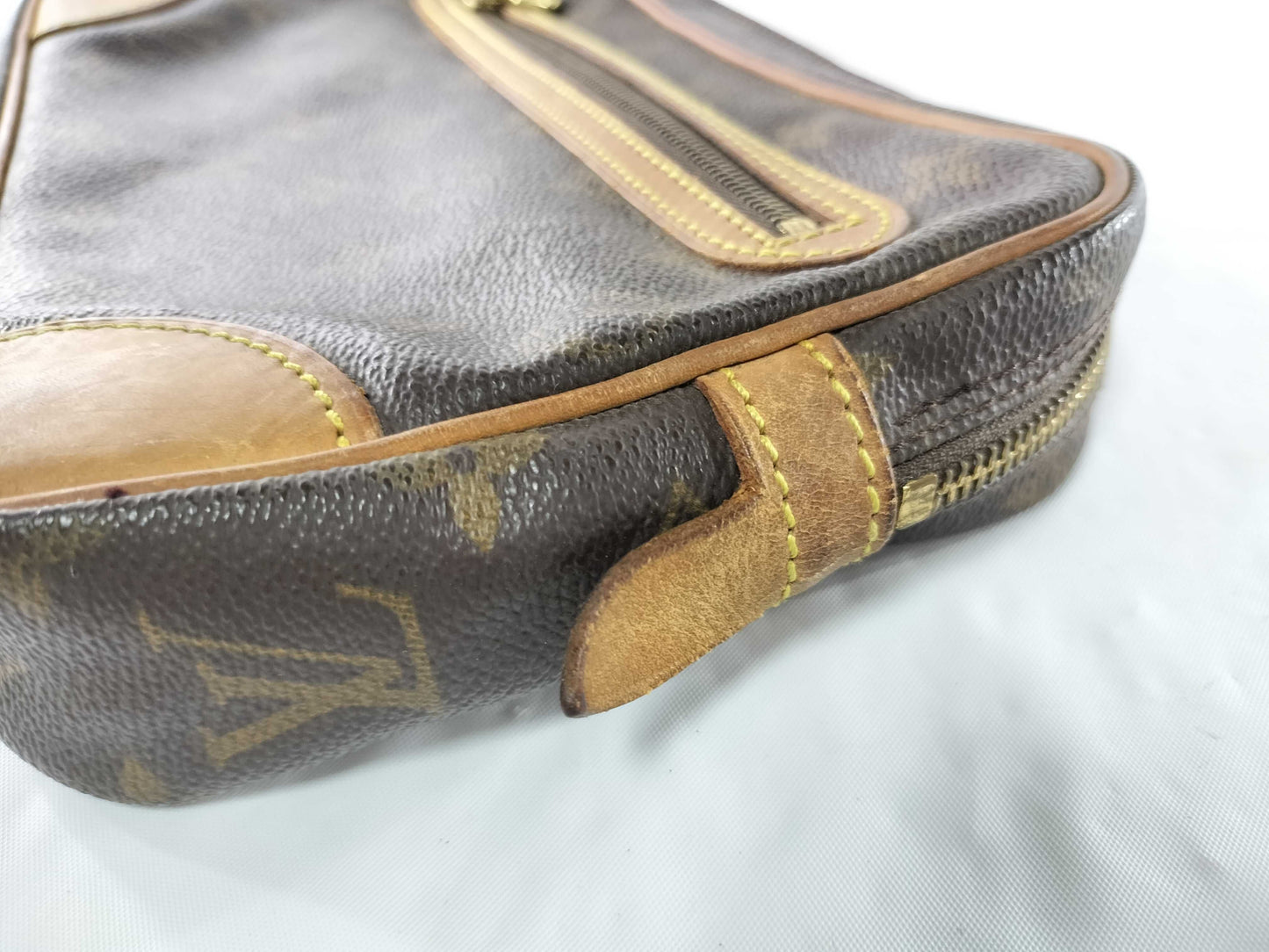 LOUIS VUITTON Unidentified Monogram M51825 Marly Dragonne Second Bag