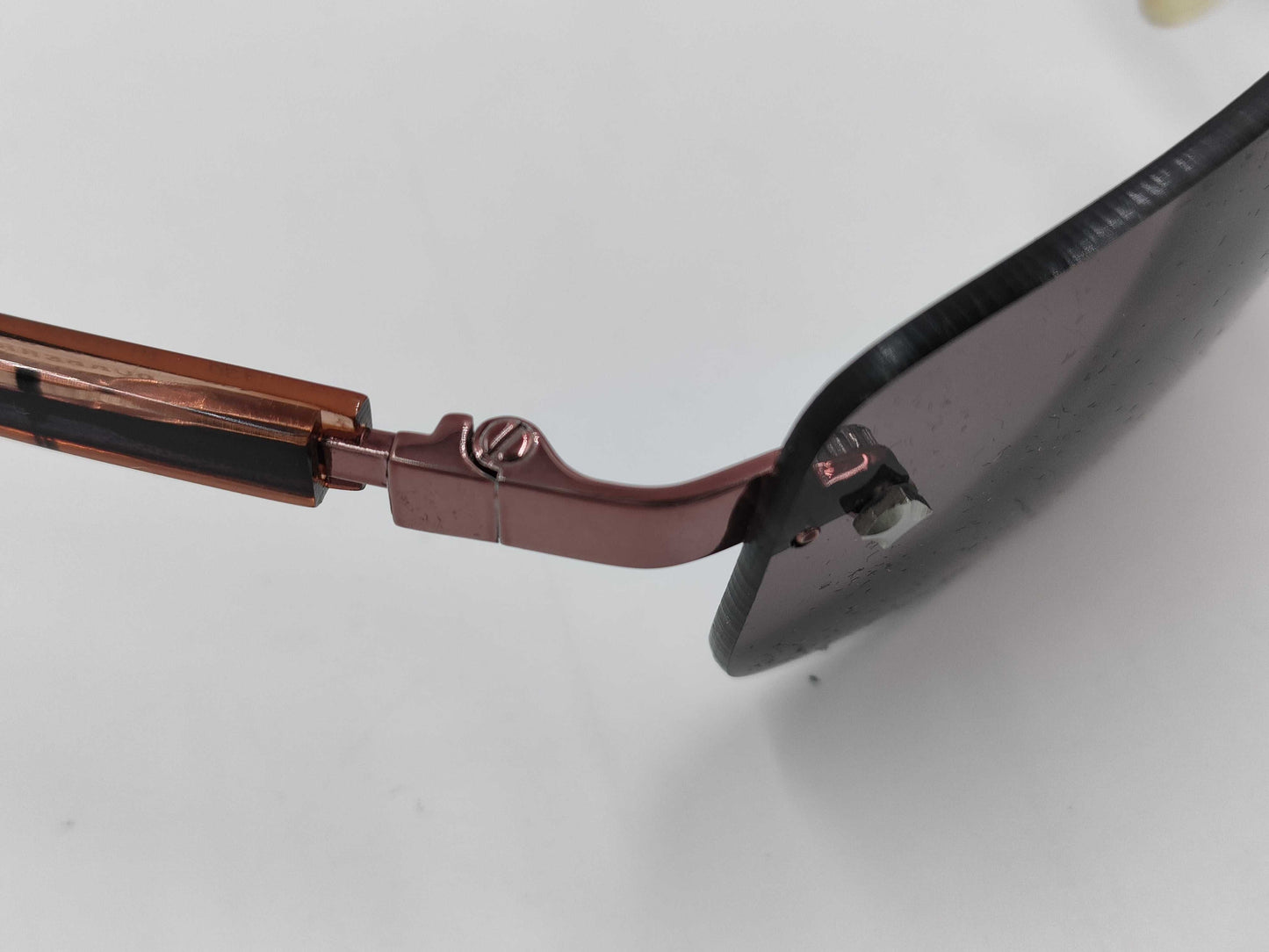 BURBERRY Sunglasses B9441 Sunglasses and Glasses
