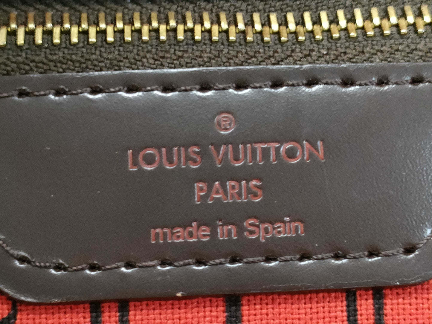 LOUIS VUITTON Damier Neverfull MM Tote Bag with Complete Accessories