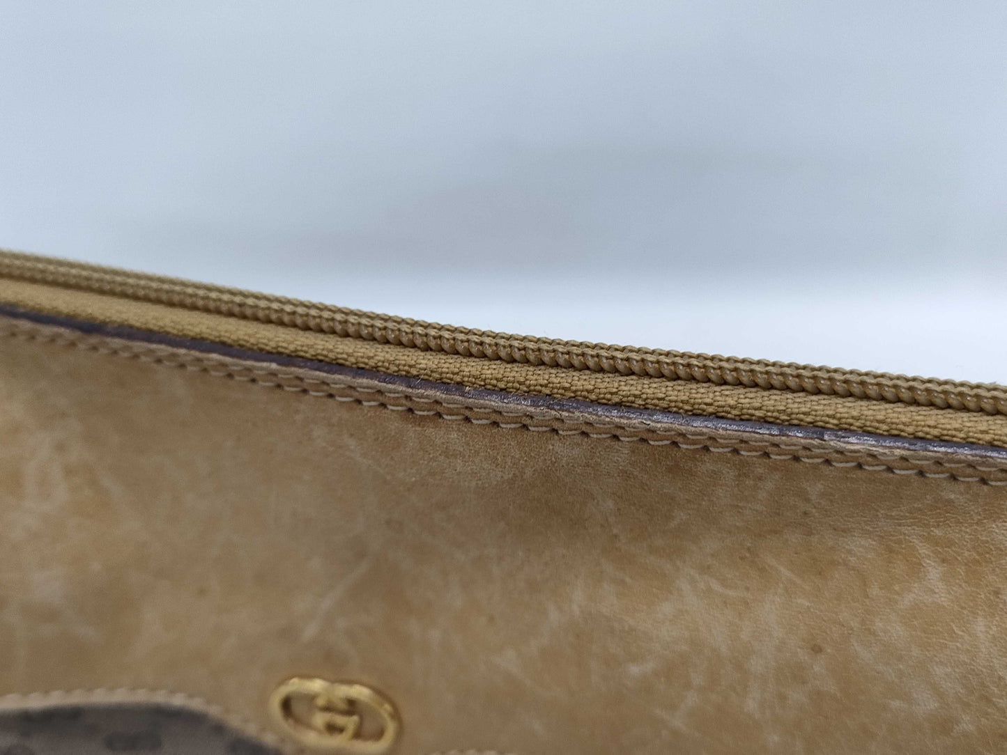 GUCCI Old Shima 001 115 4001 Shoulder Bag
