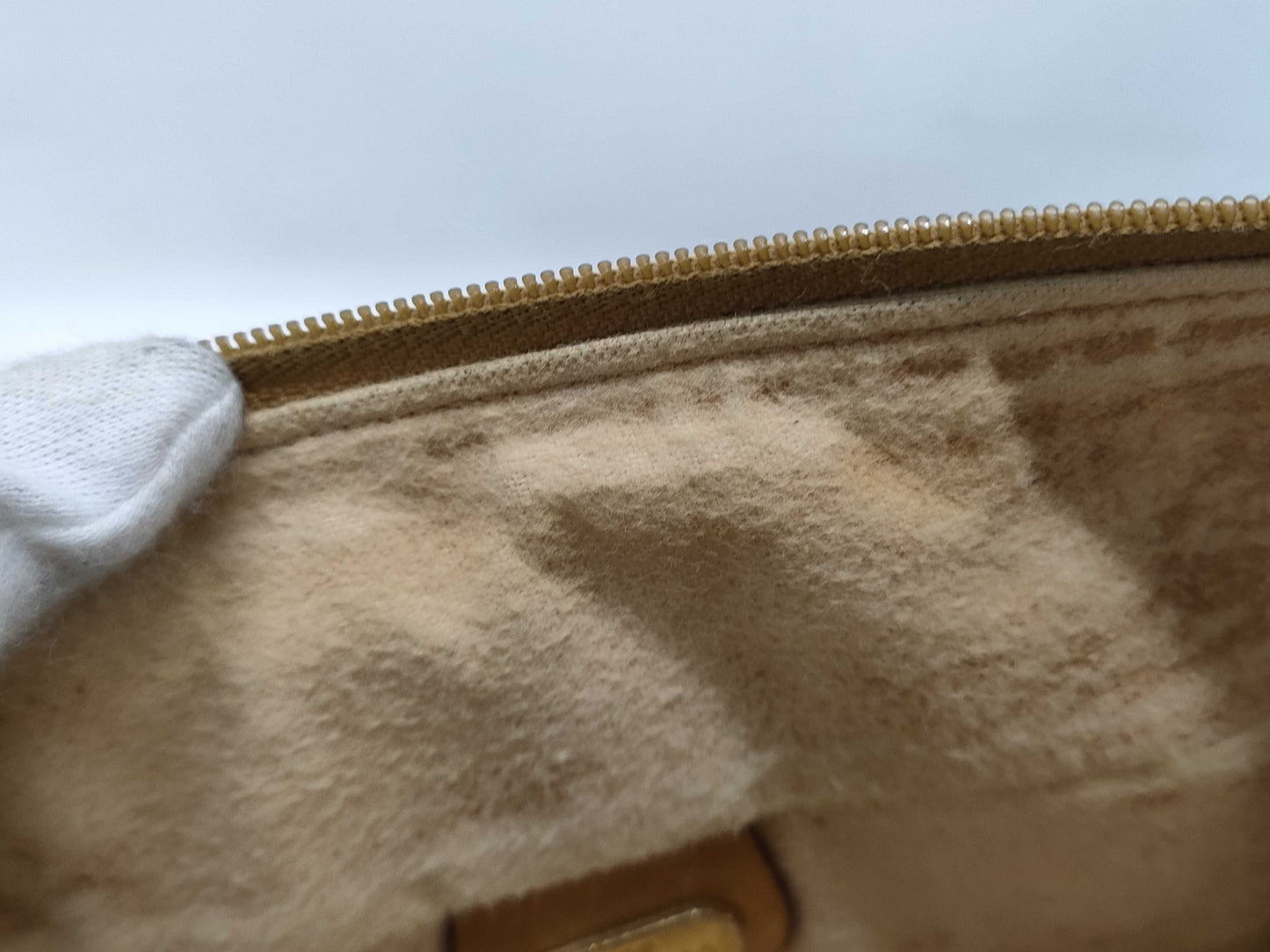 GUCCI Old Shima 001 115 4001 Shoulder Bag