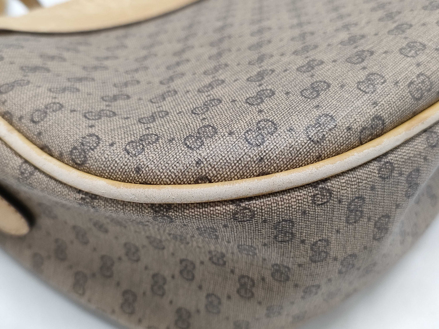 GUCCI Old Shima 001 115 4001 Shoulder Bag