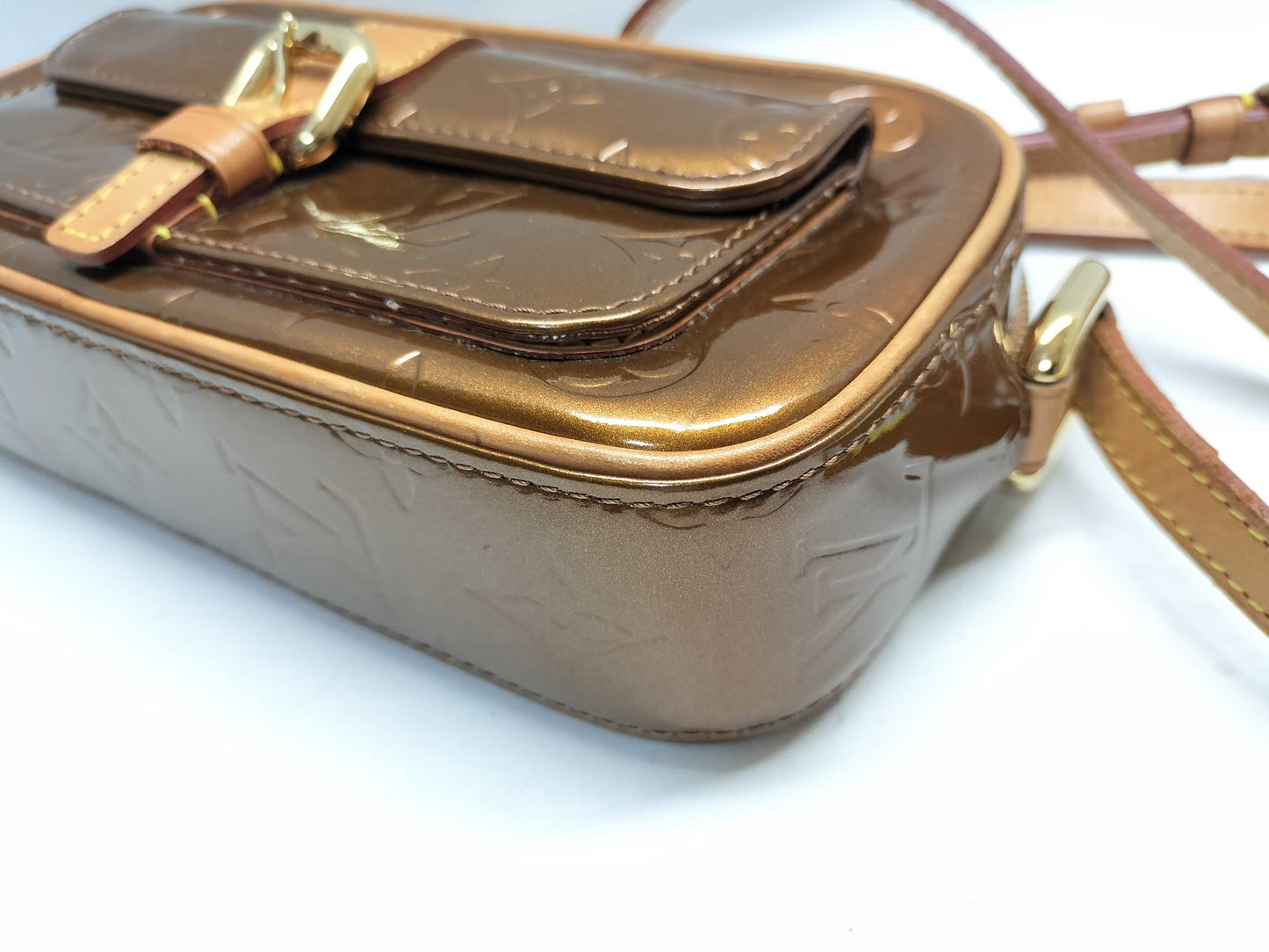 LOUIS VUITTON TH1000 Vernis M91109 Christie MM Shoulder Bag
