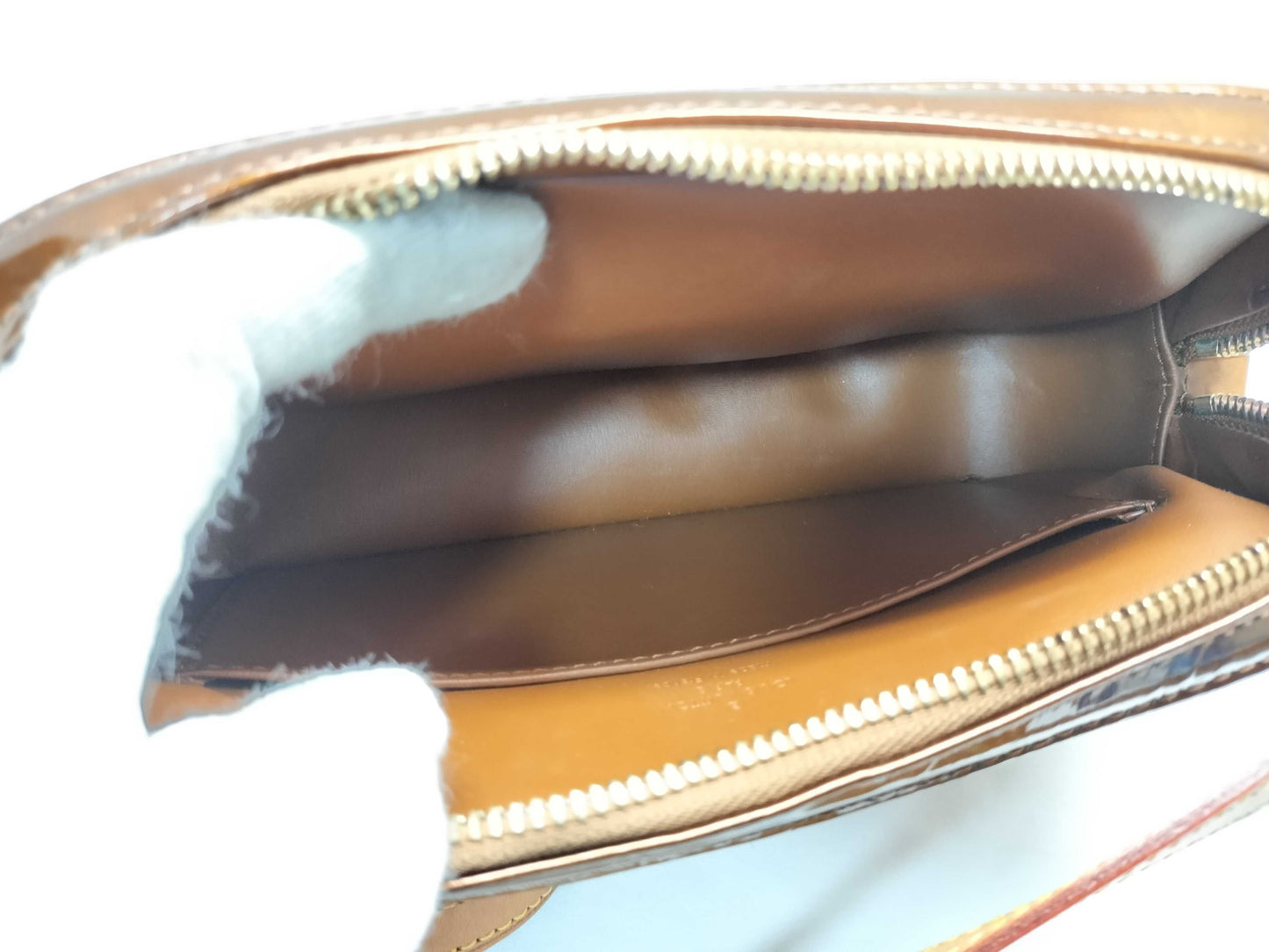 LOUIS VUITTON TH1000 Vernis M91109 Christie MM Shoulder Bag