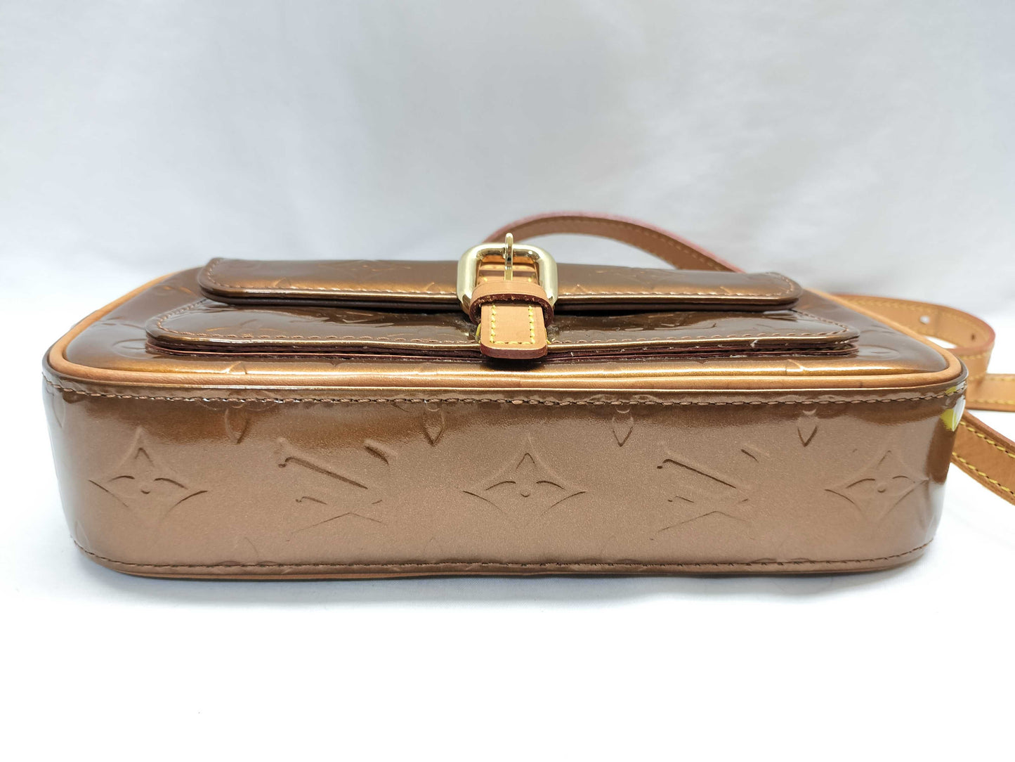LOUIS VUITTON TH1000 Vernis M91109 Christie MM Shoulder Bag