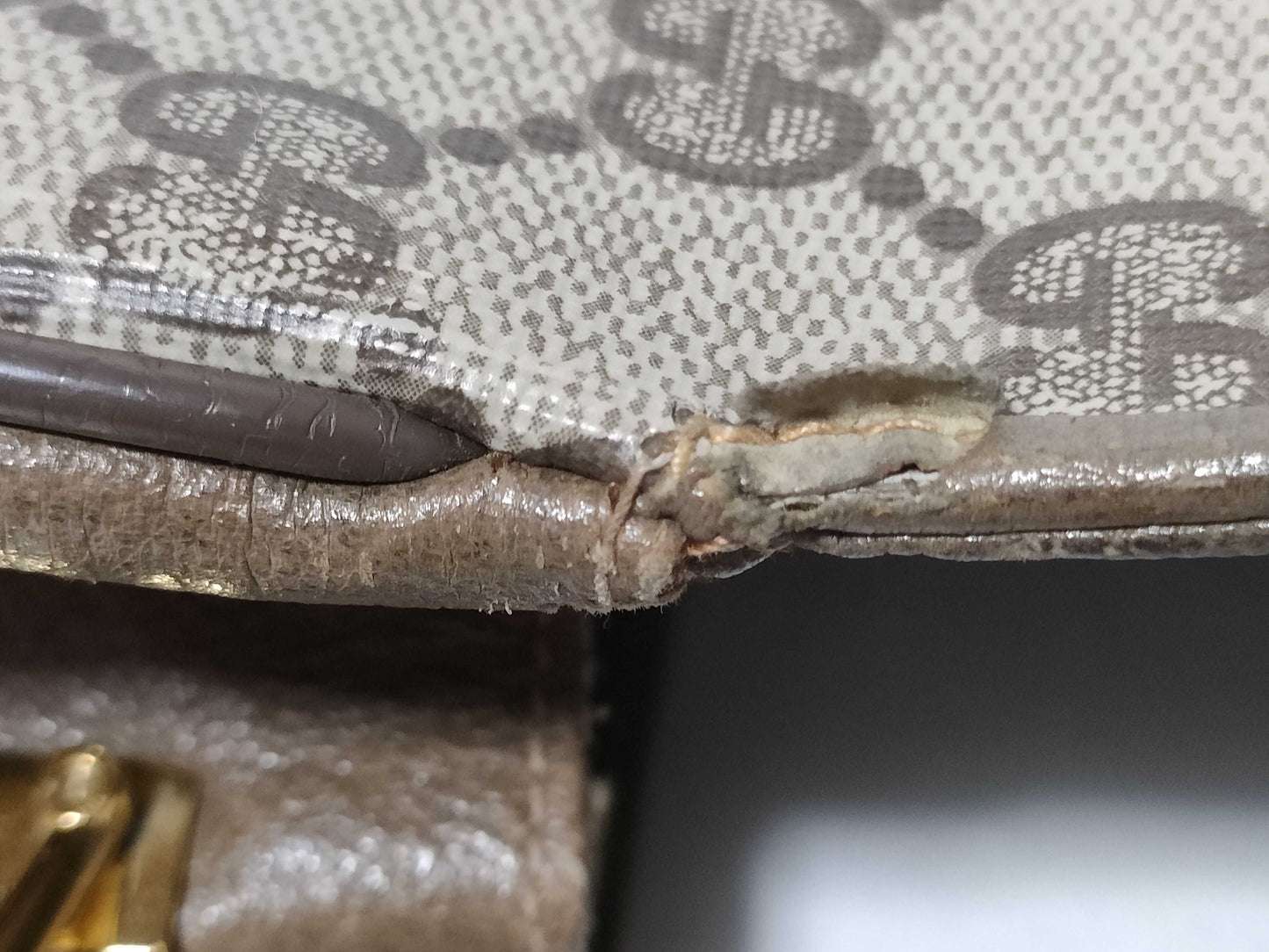 GUCCI GG Old Gucci 116 02 067 Shoulder Bag