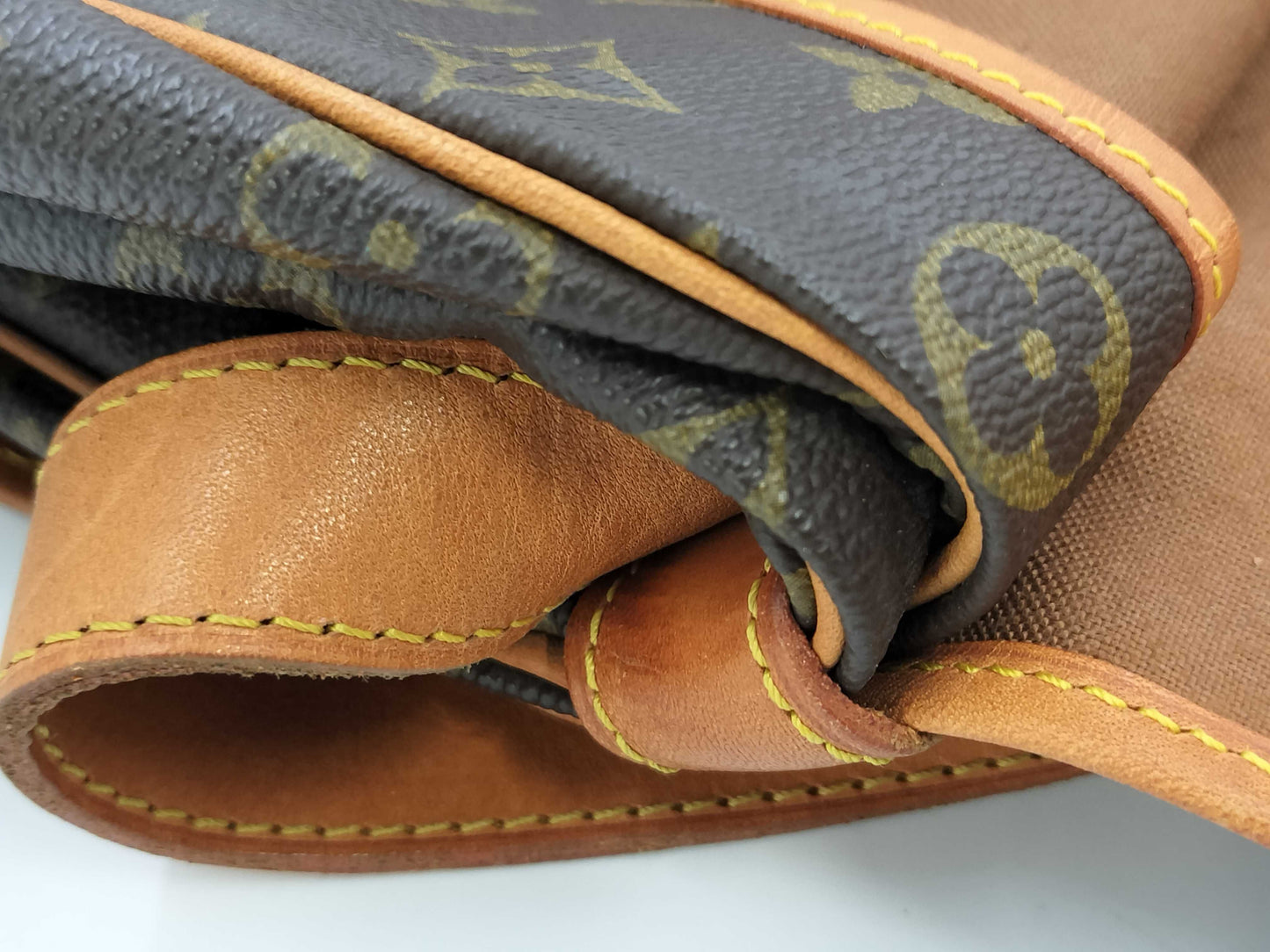 LOUIS VUITTON Monogram M40662 Saumur GM Shoulder Bag