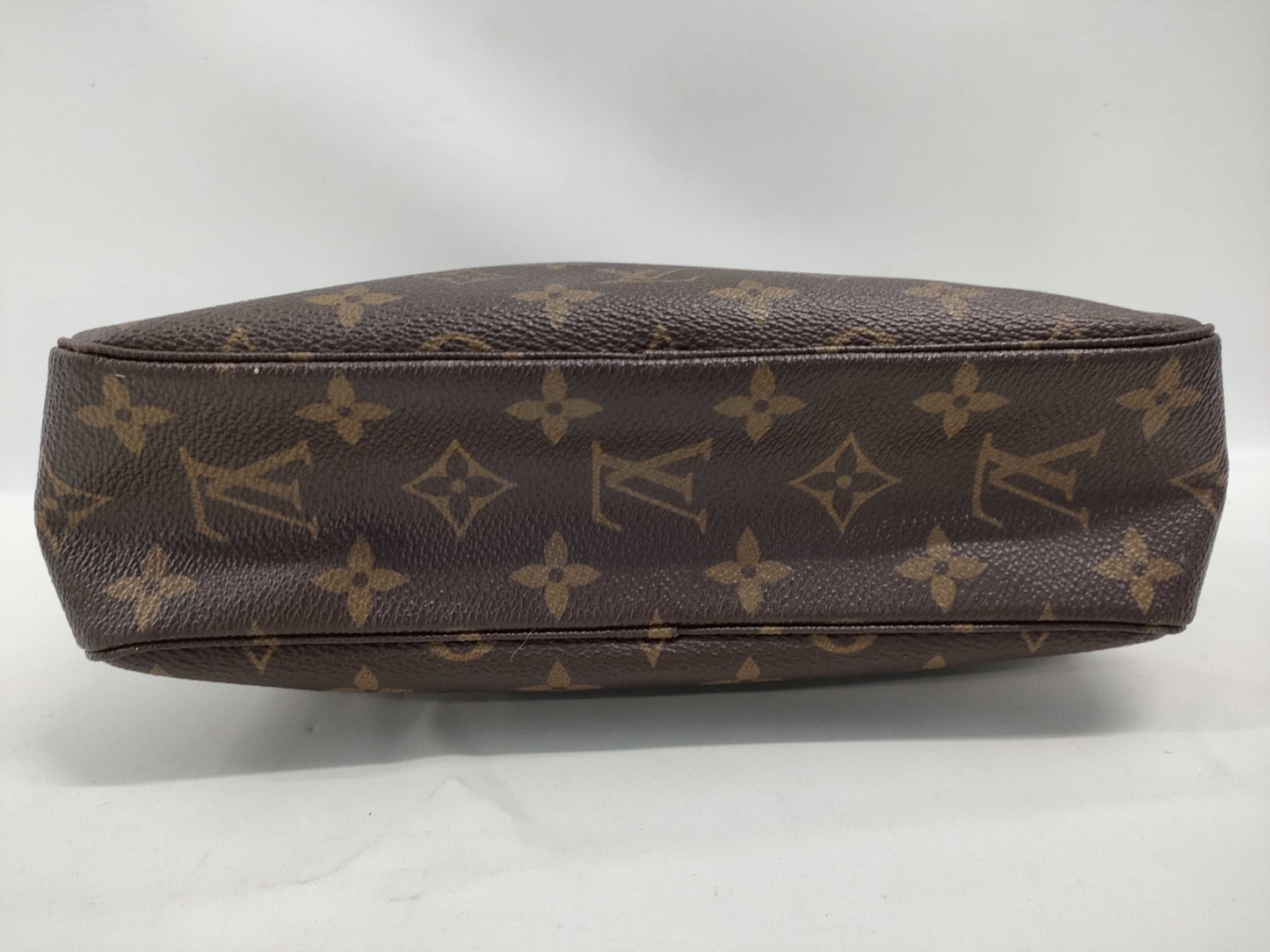 LOUIS VUITTON Monogram M47524 True Toilet Pouch