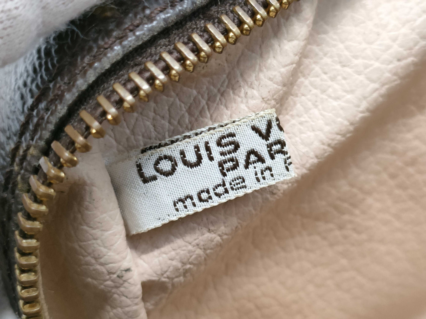 LOUIS VUITTON Monogram M47524 True Toilet Pouch