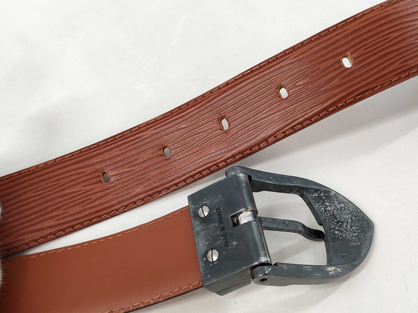 LOUIS VUITTON Epi Santur Belt