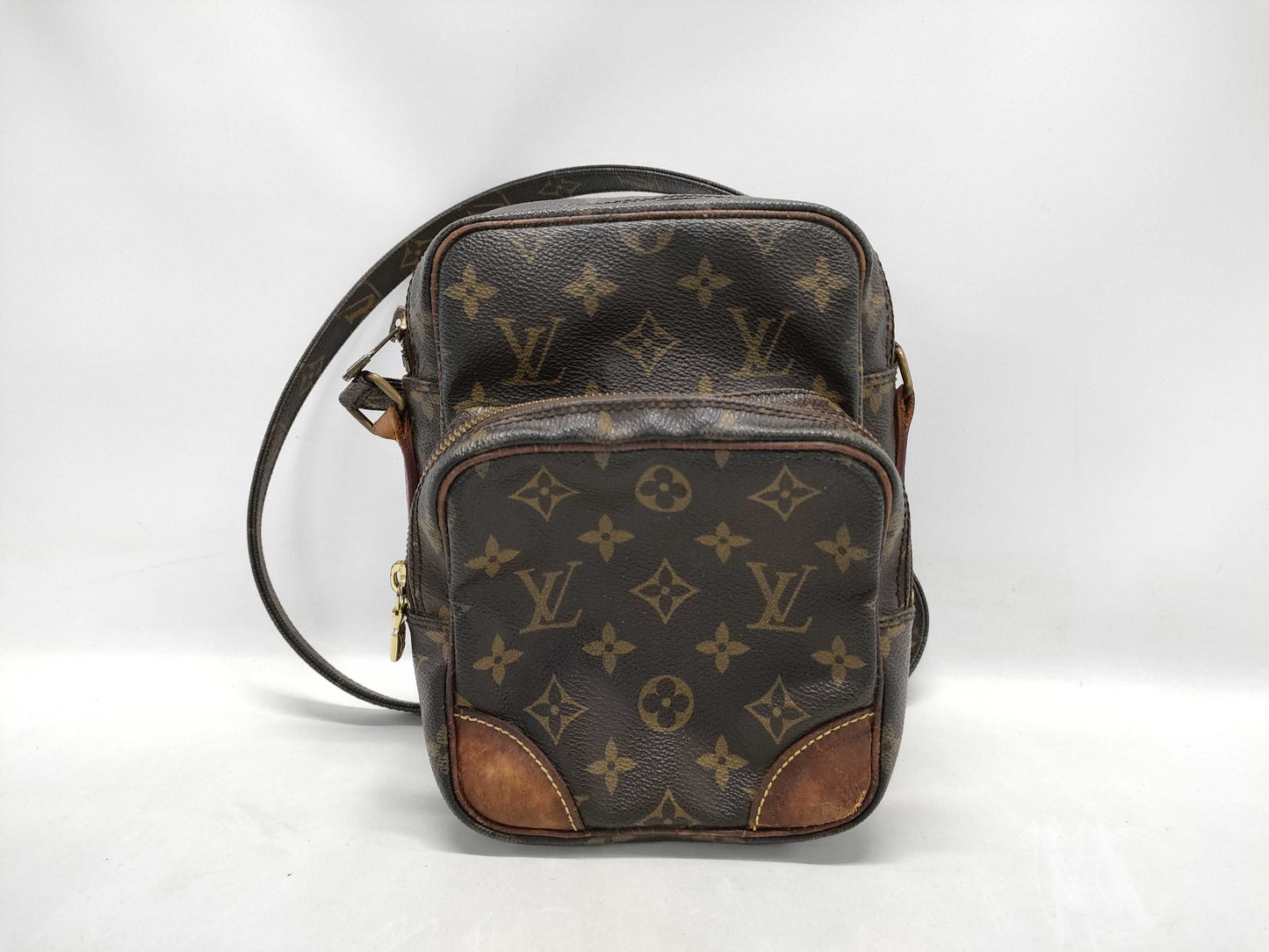 LOUIS VUITTON Monogram Old Amazon Shoulder Bag